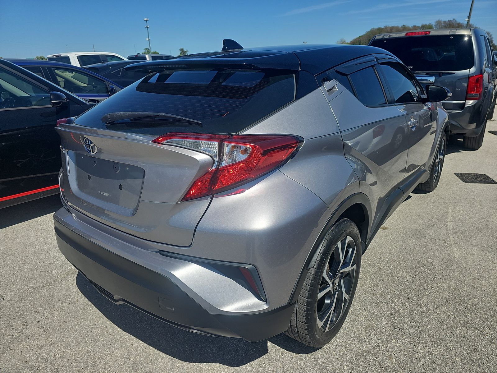 2019 Toyota C-HR XLE FWD