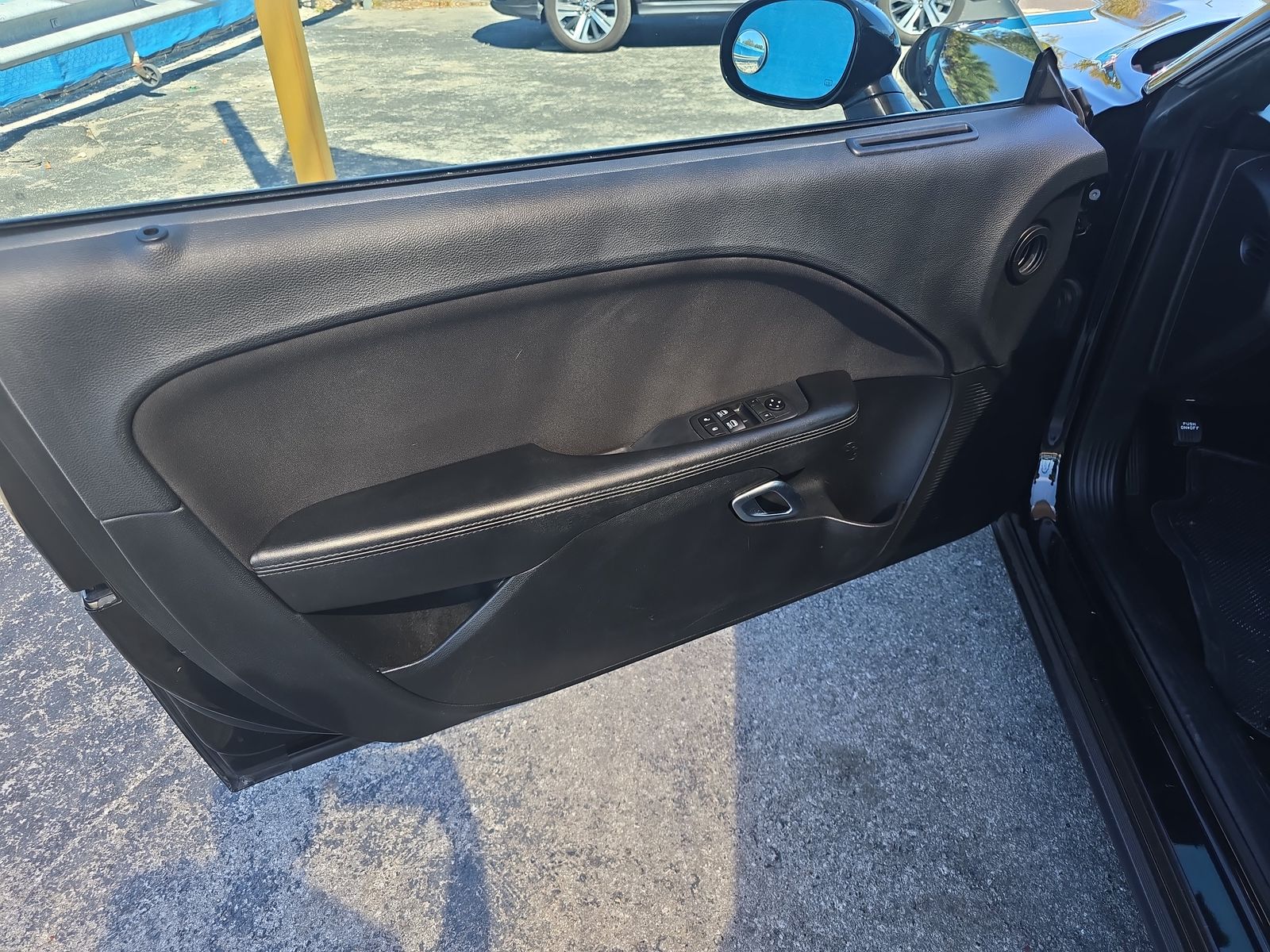 2019 Dodge Challenger SXT RWD