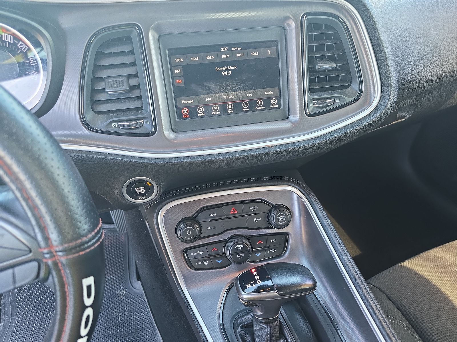 2019 Dodge Challenger SXT RWD