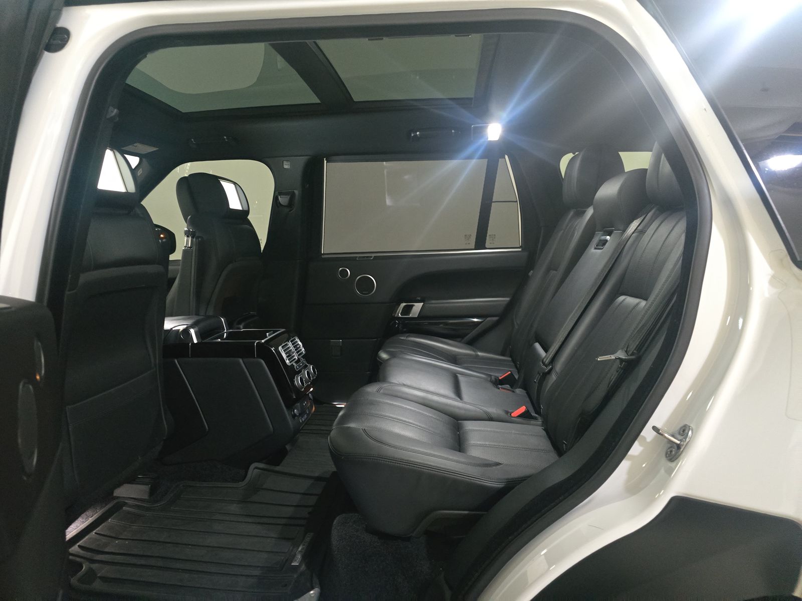 2017 Land Rover Range Rover Supercharged LWB AWD