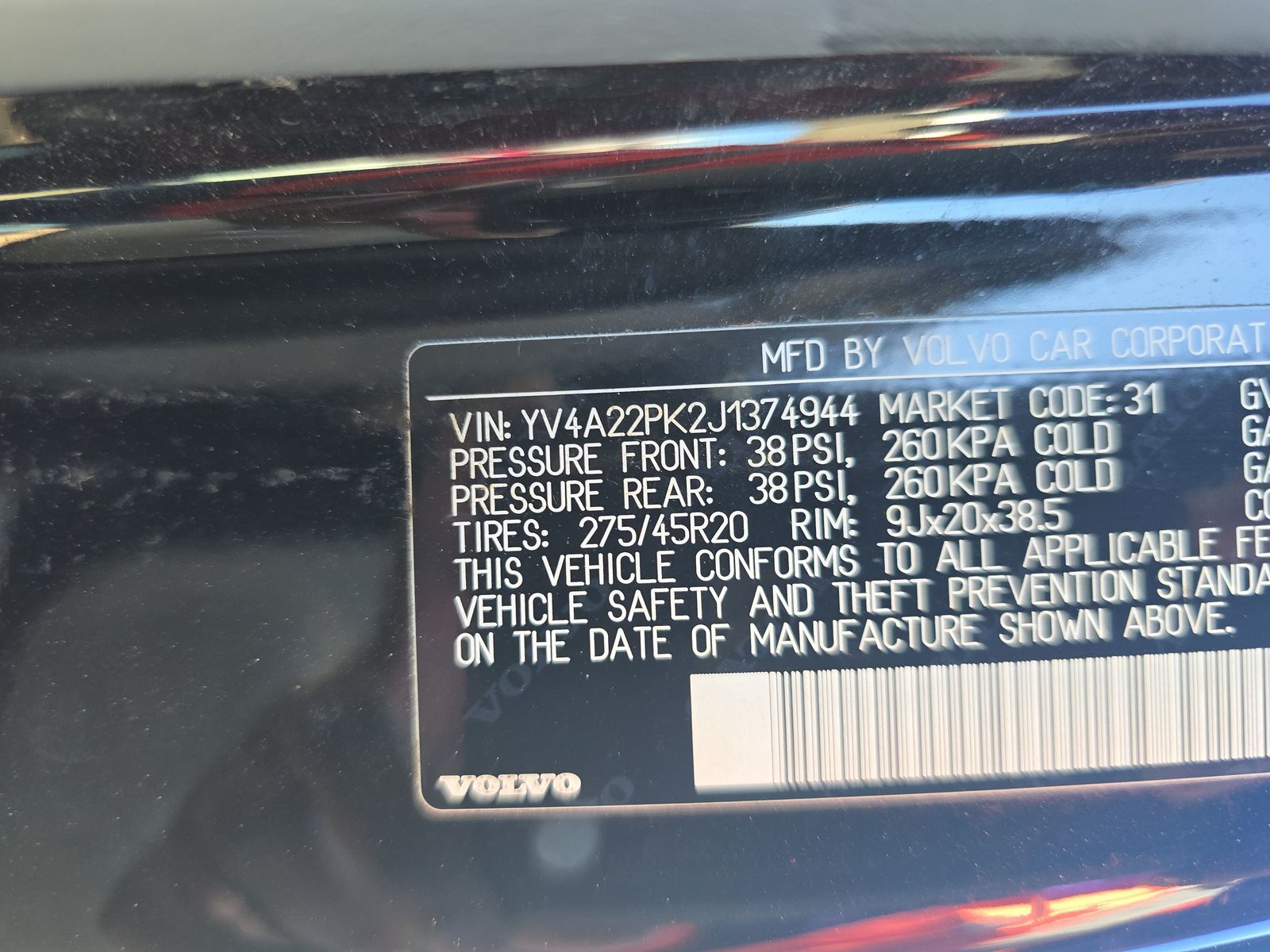 2018 Volvo XC90 T6 Momentum AWD