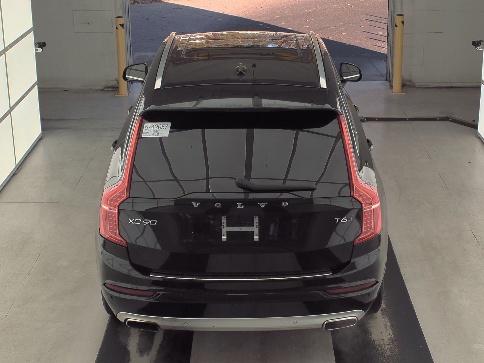 2020 Volvo XC90 T6 Momentum AWD