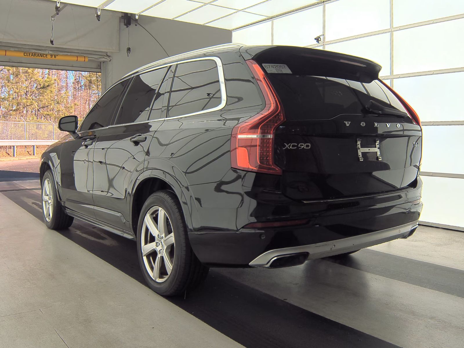 2020 Volvo XC90 T6 Momentum AWD