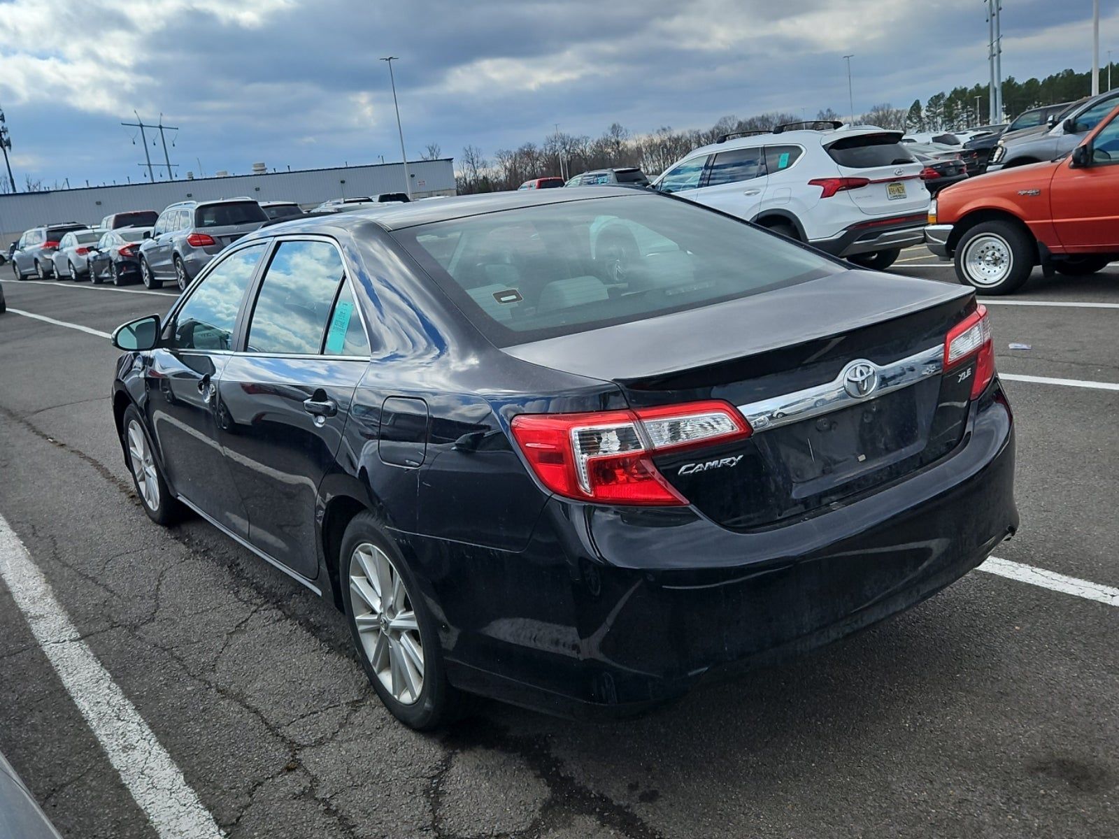 2013 Toyota Camry XLE FWD