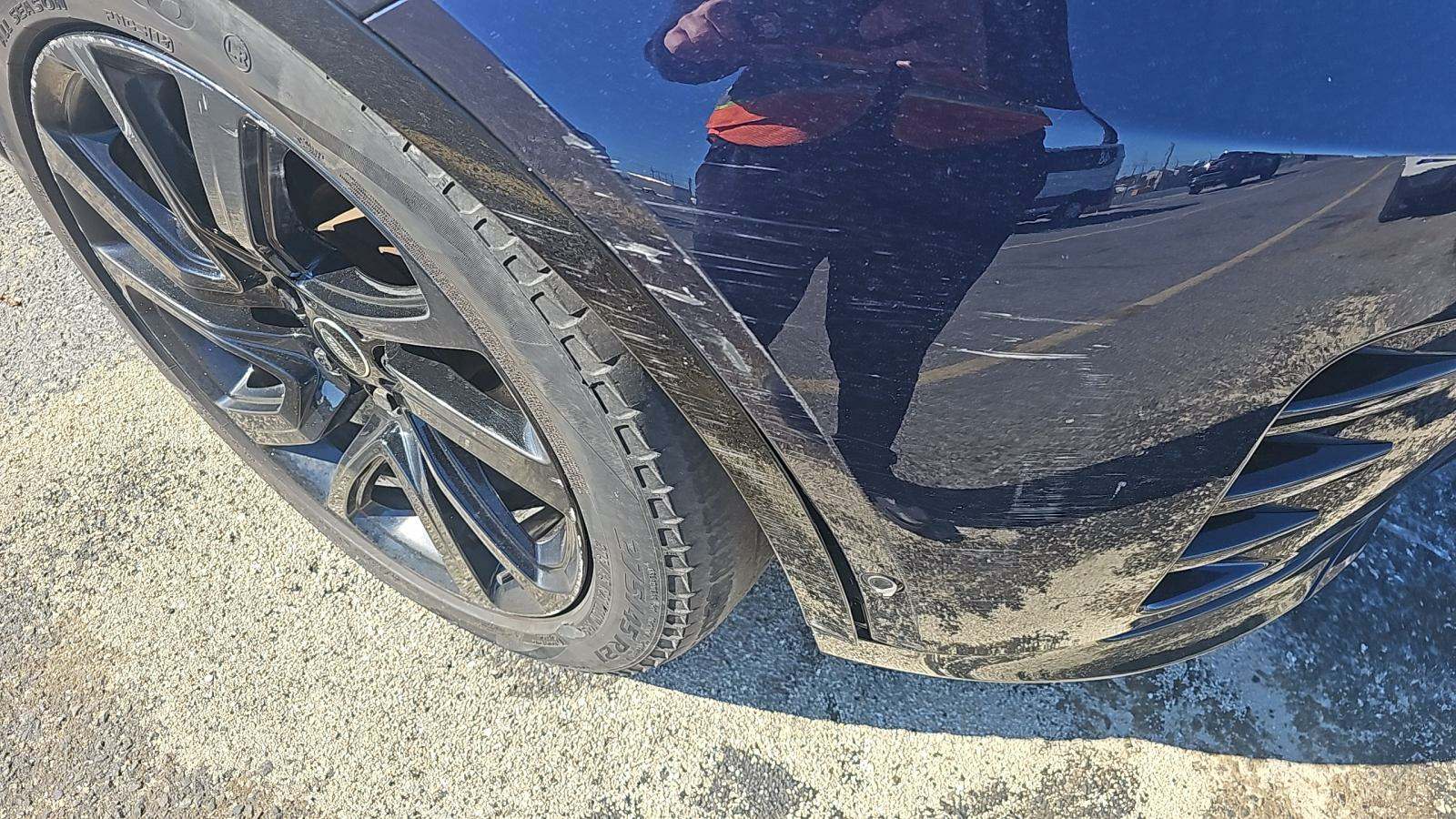 2022 Land Rover Discovery S R-Dynamic AWD