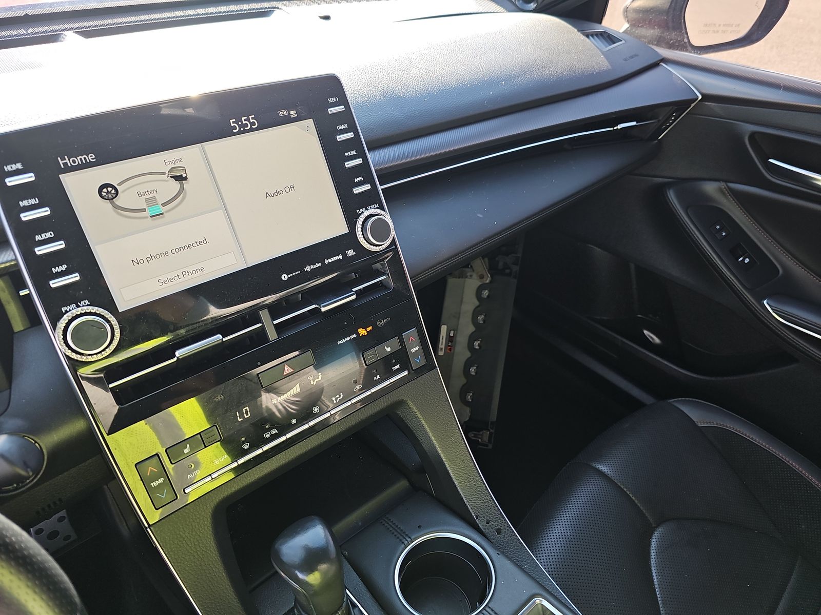 2021 Toyota Avalon Hybrid XSE FWD