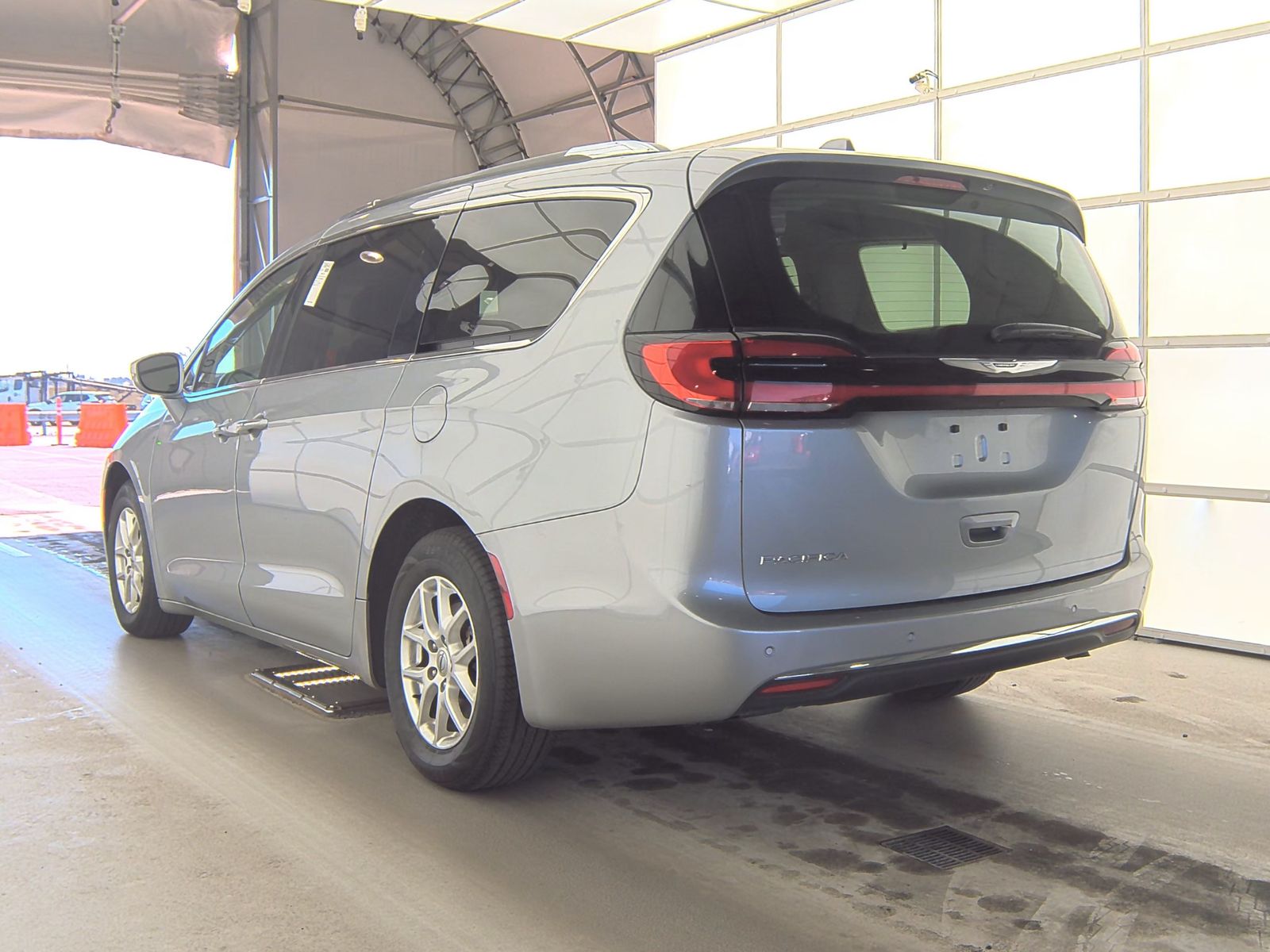 2021 Chrysler Pacifica Touring L FWD