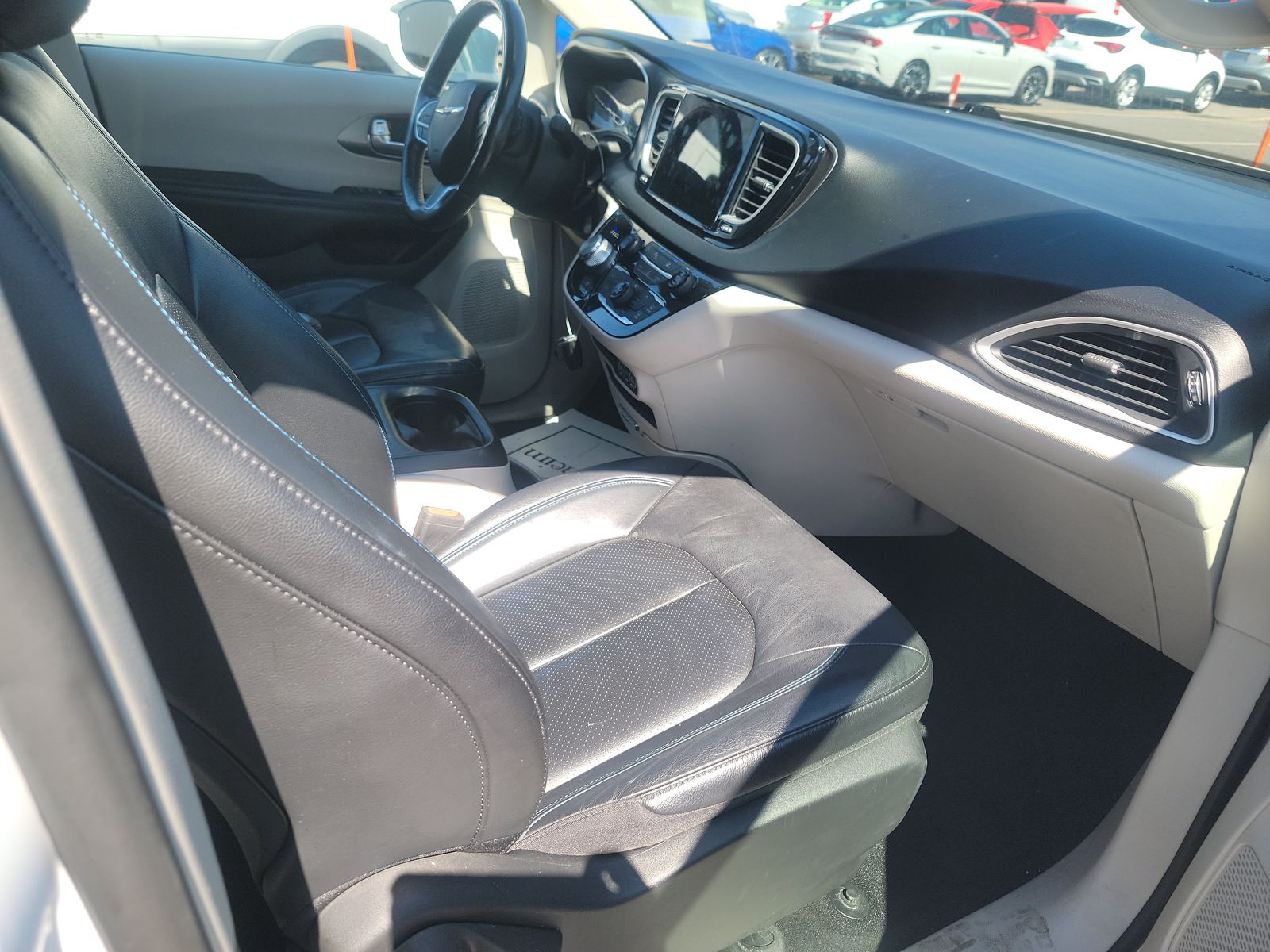 2021 Chrysler Pacifica Touring L FWD