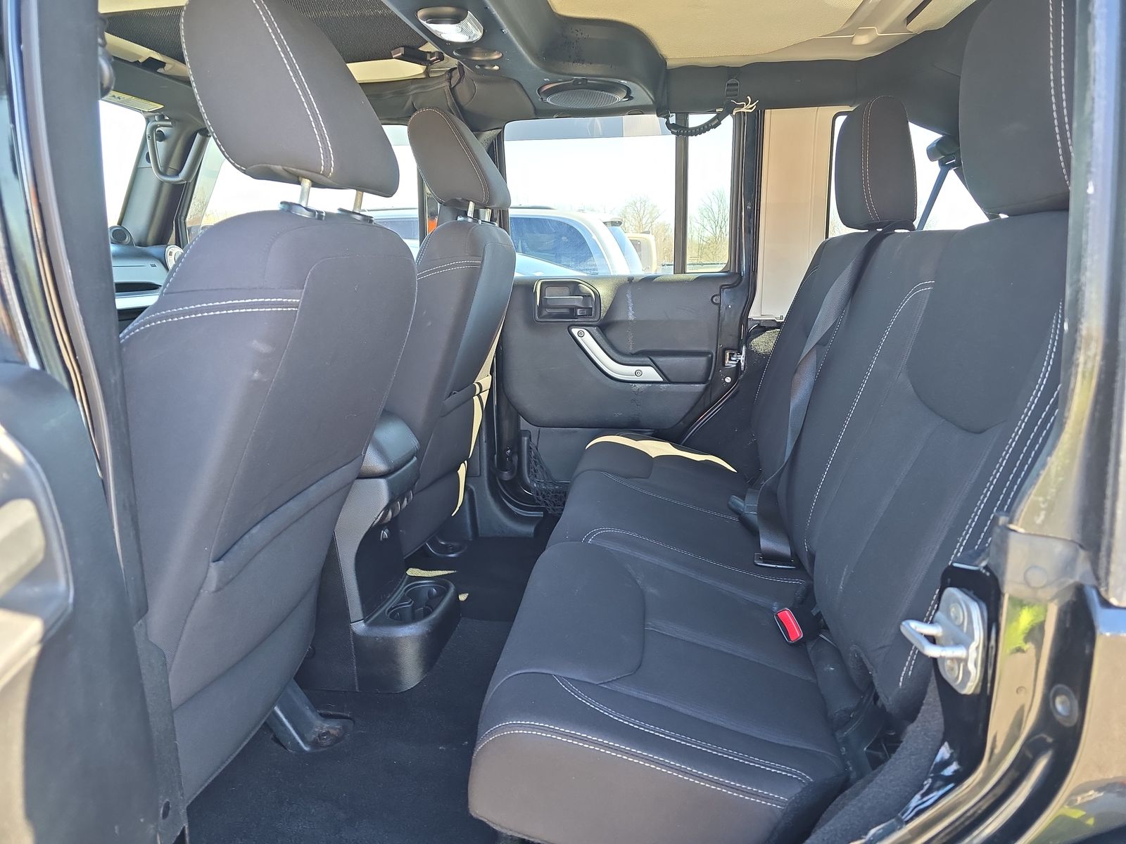 2013 Jeep Wrangler Unlimited Sahara AWD