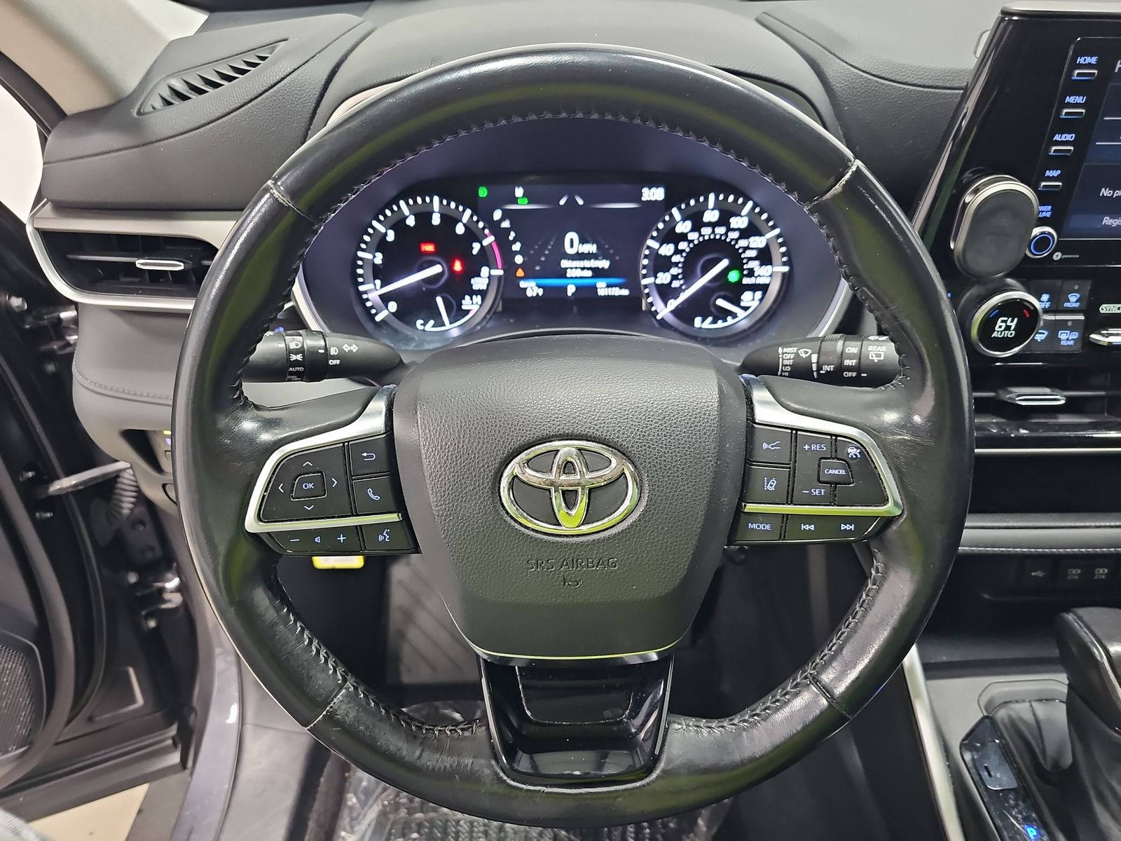 2021 Toyota Highlander XLE AWD