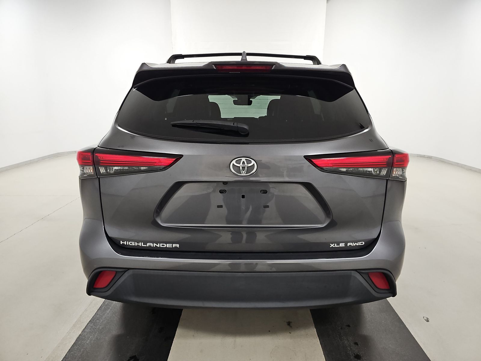 2021 Toyota Highlander XLE AWD