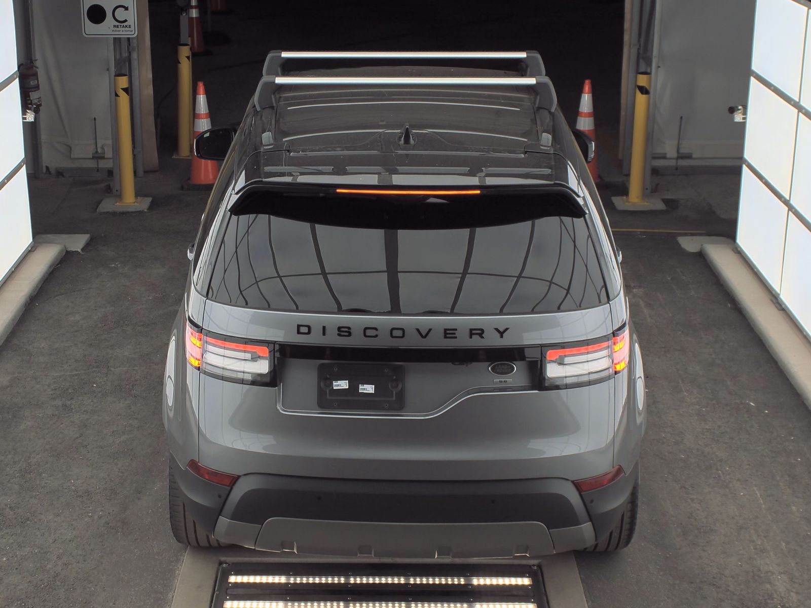 2020 Land Rover Discovery SE AWD