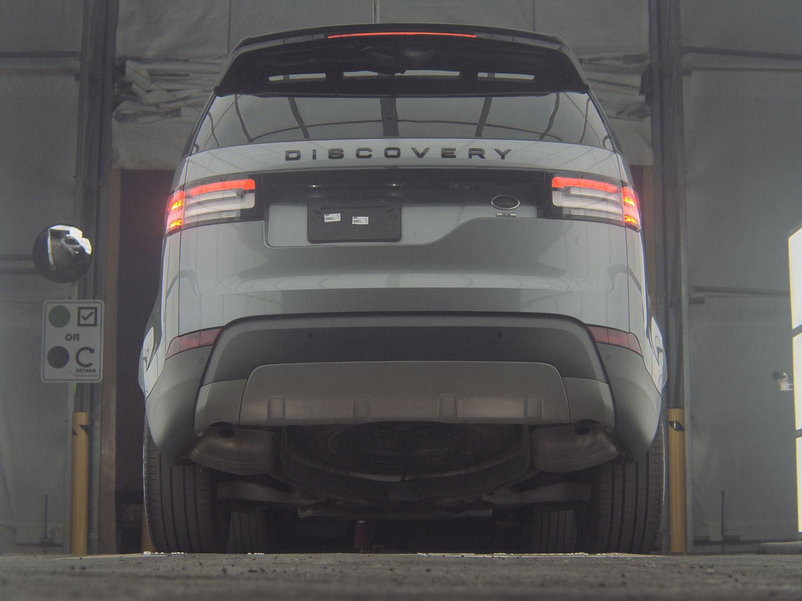 2020 Land Rover Discovery SE AWD