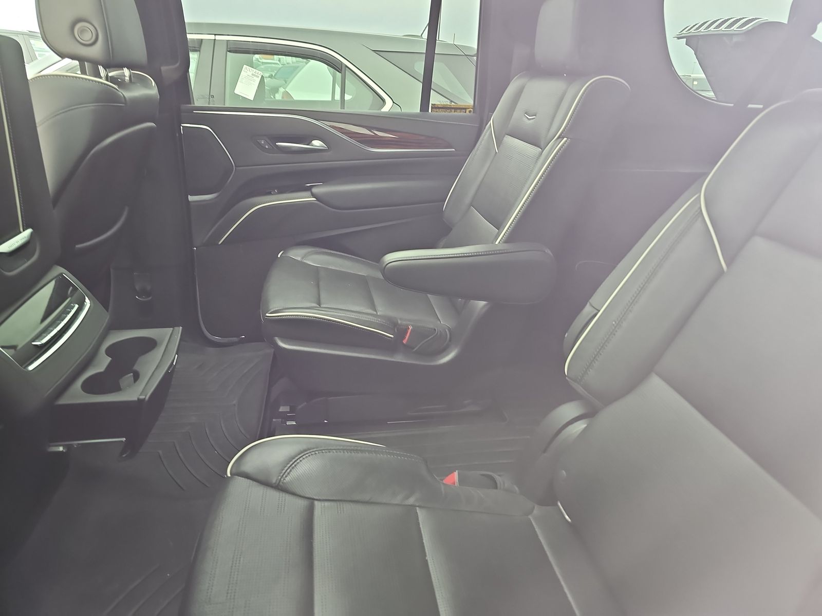 2022 Cadillac Escalade ESV Premium Luxury AWD