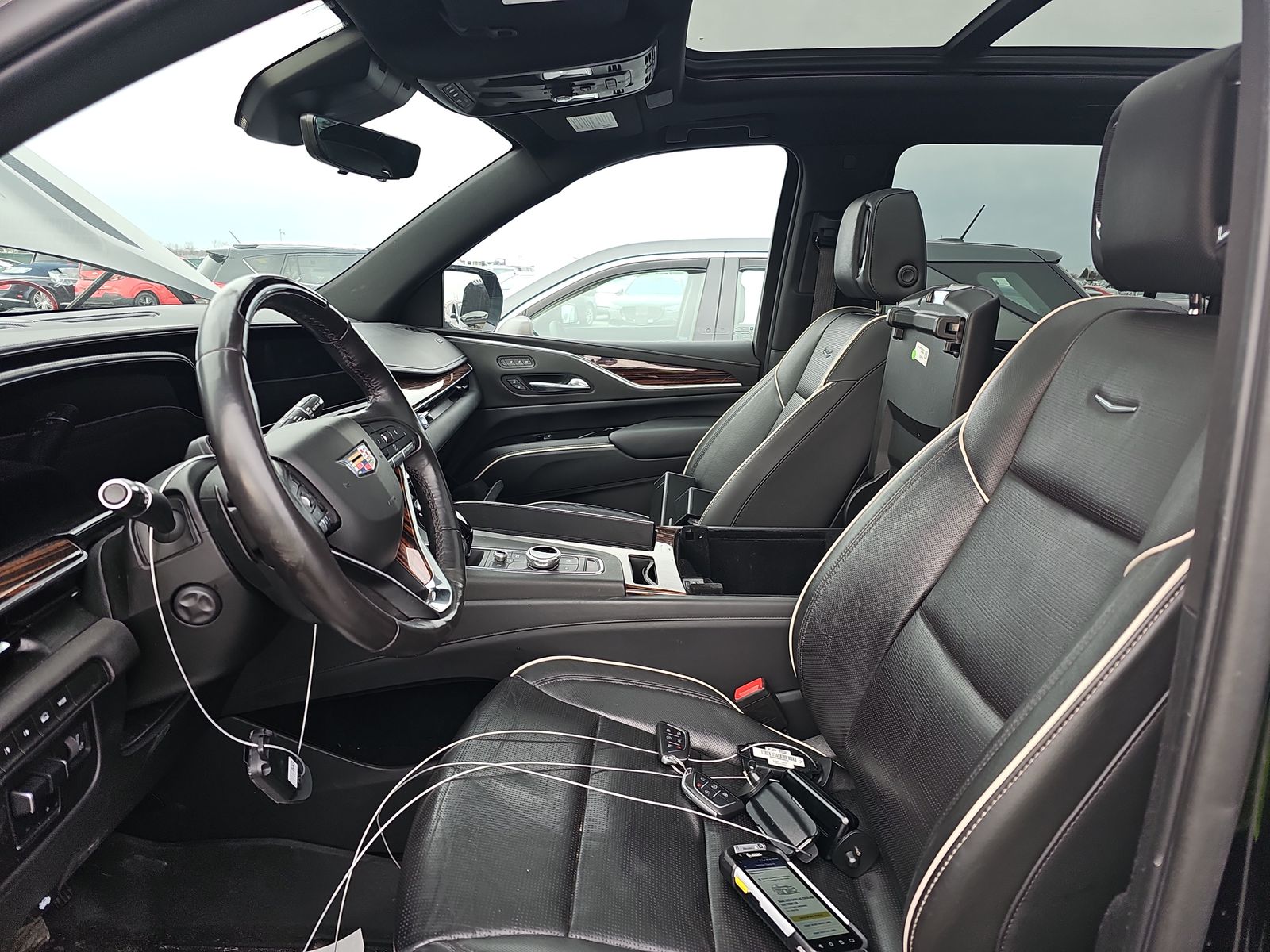 2022 Cadillac Escalade ESV Premium Luxury AWD