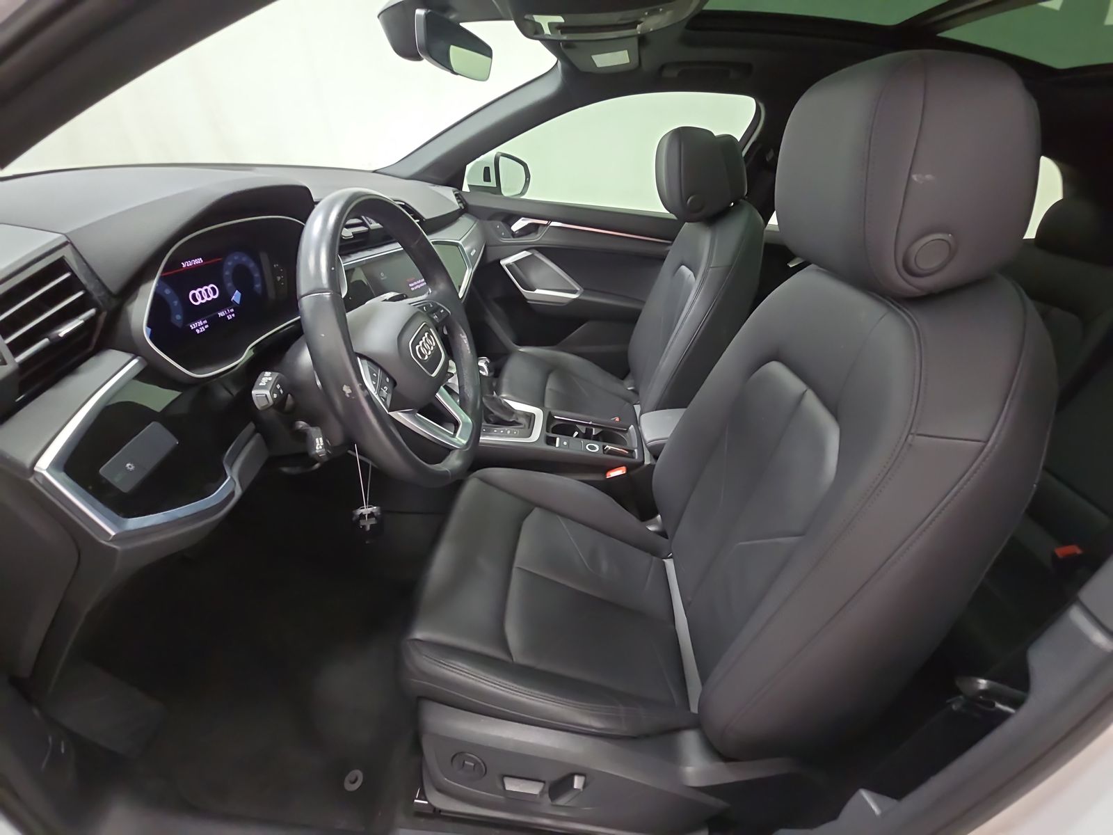 2022 Audi Q3 2.0T S line Premium AWD