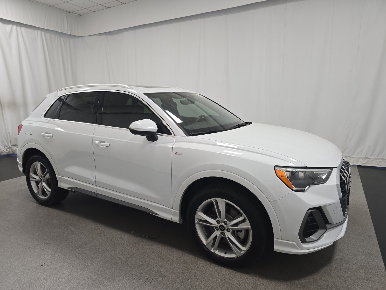 2022 Audi Q3 2.0T S line Premium AWD
