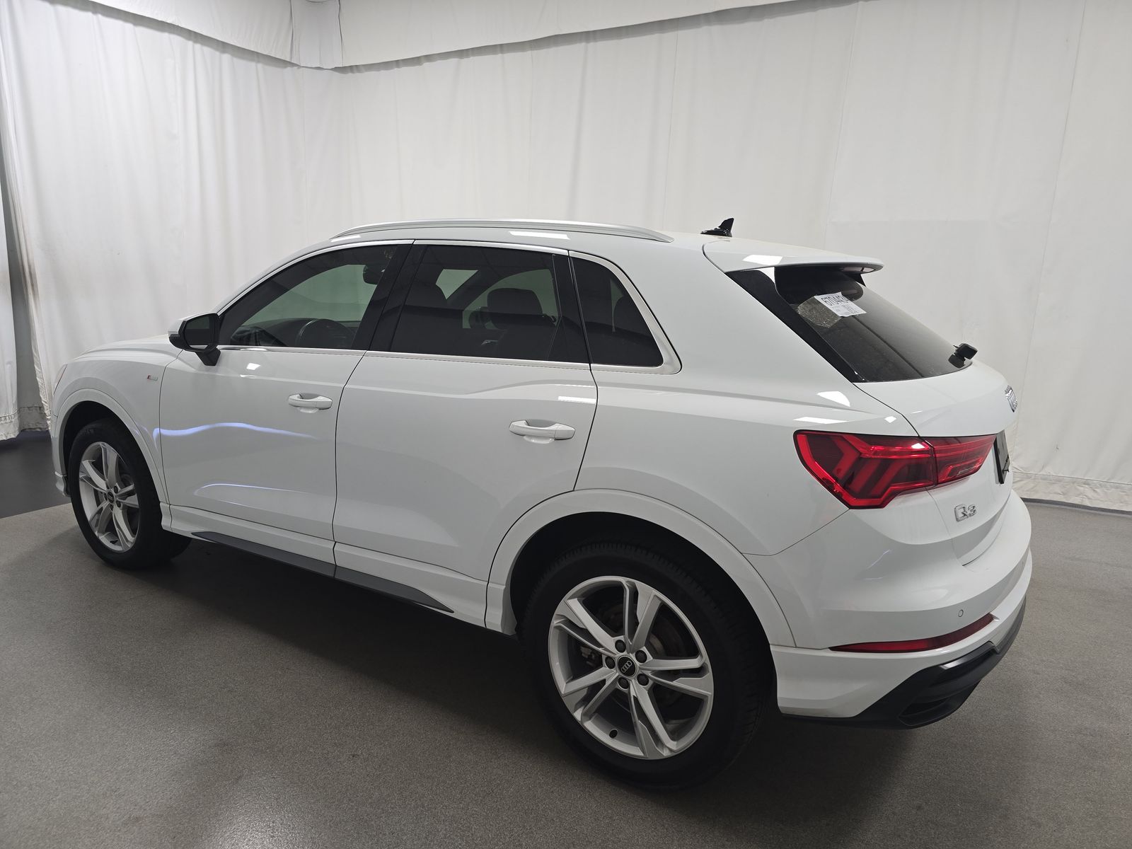 2022 Audi Q3 2.0T S line Premium AWD