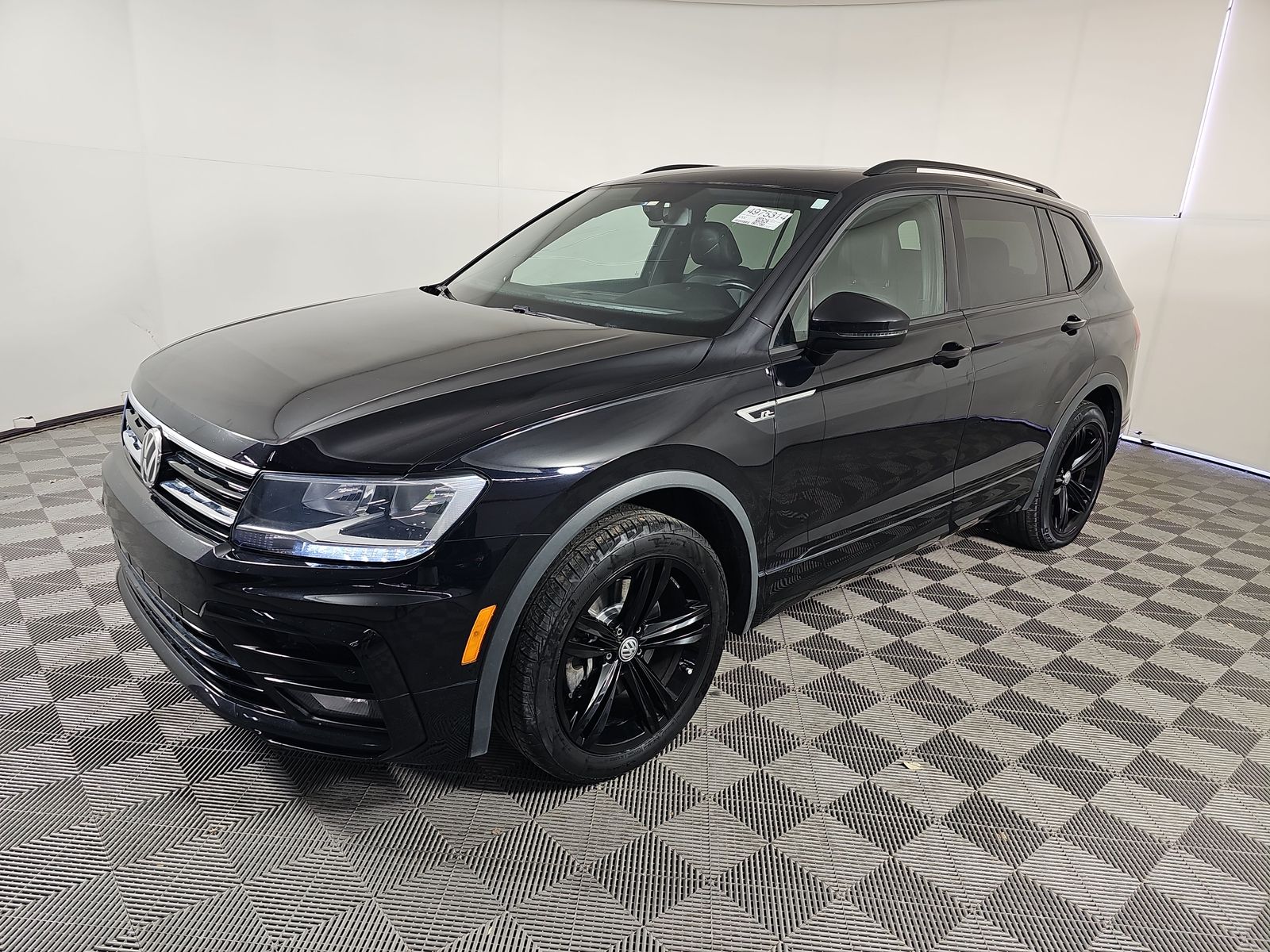 2019 Volkswagen Tiguan 2.0T SEL R-Line Black FWD