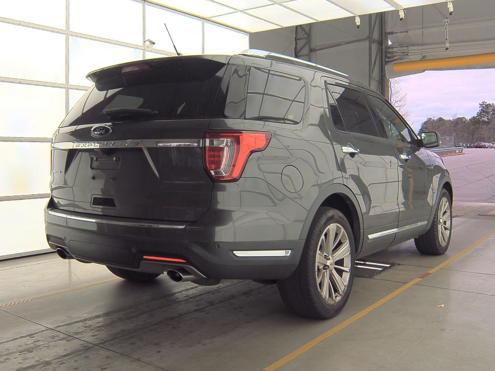 2019 Ford Explorer Limited FWD