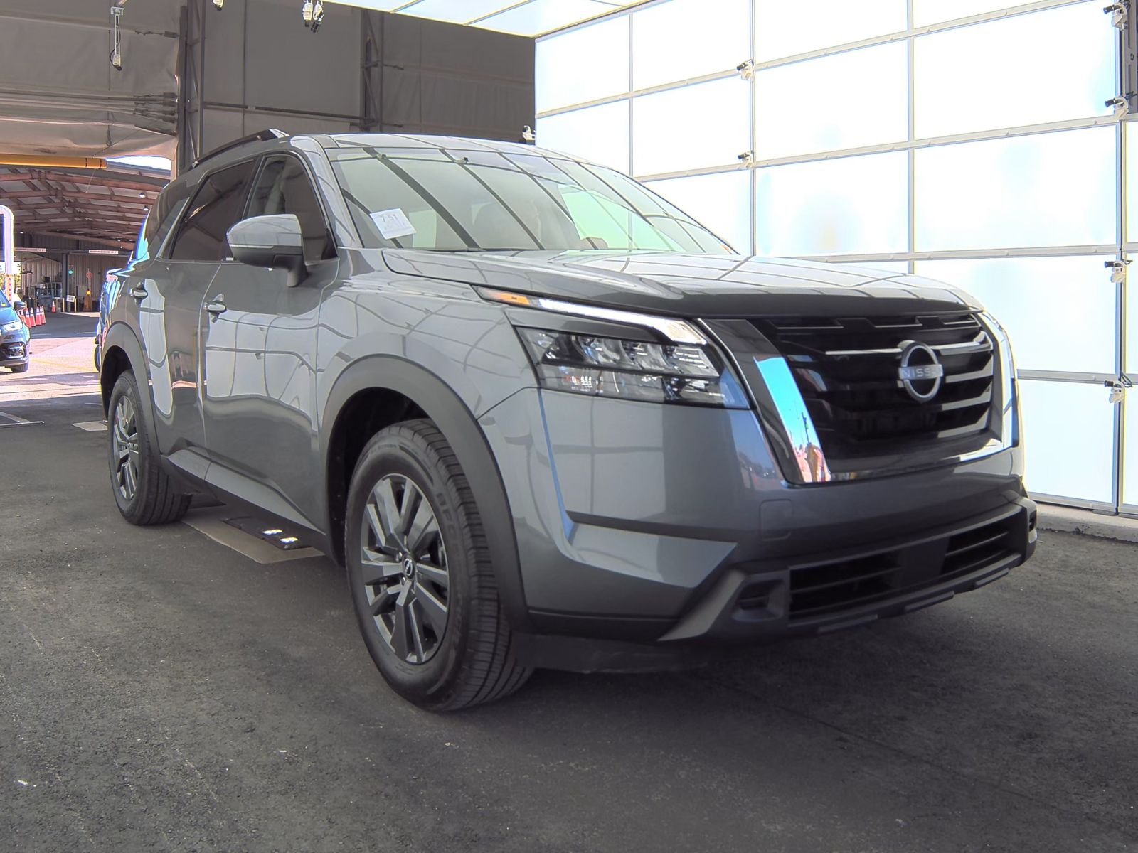 2023 Nissan Pathfinder SV FWD