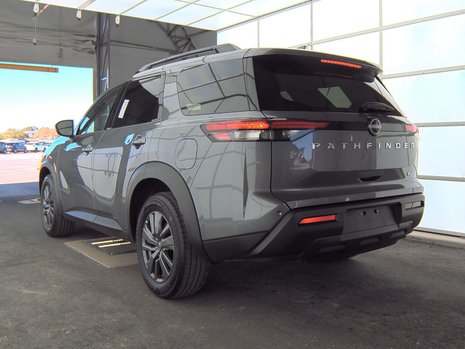 2023 Nissan Pathfinder SV FWD