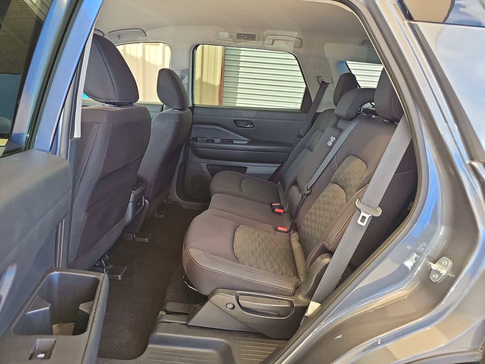 2023 Nissan Pathfinder SV FWD