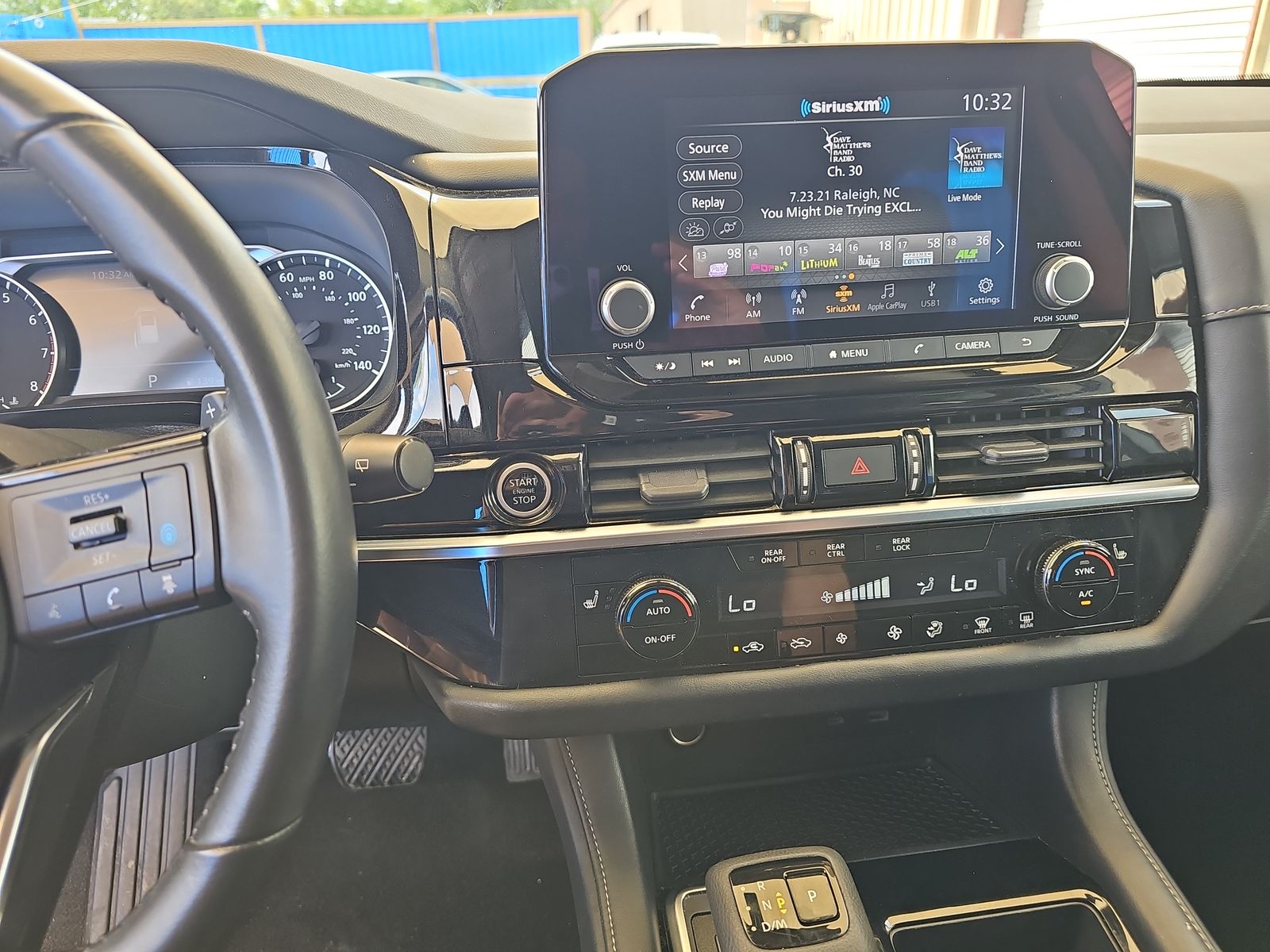 2023 Nissan Pathfinder SV FWD