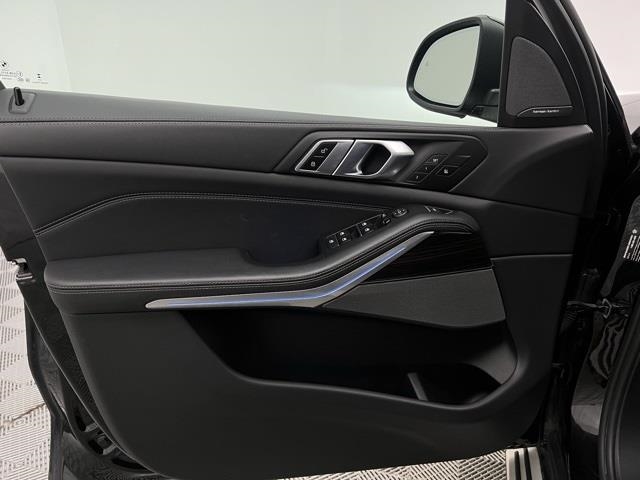 2024 BMW X5 xDrive40i AWD