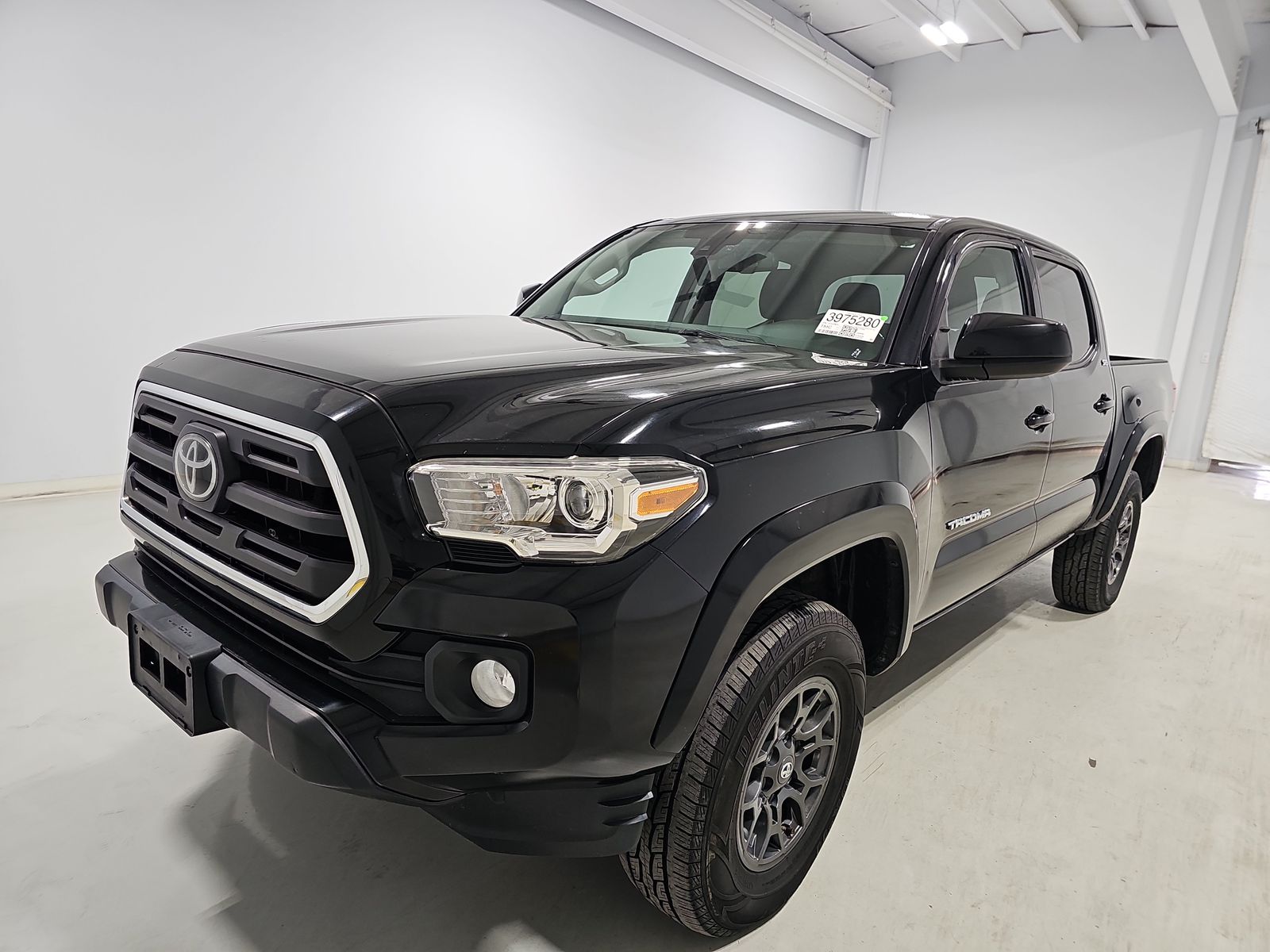 2018 Toyota Tacoma SR5 AWD