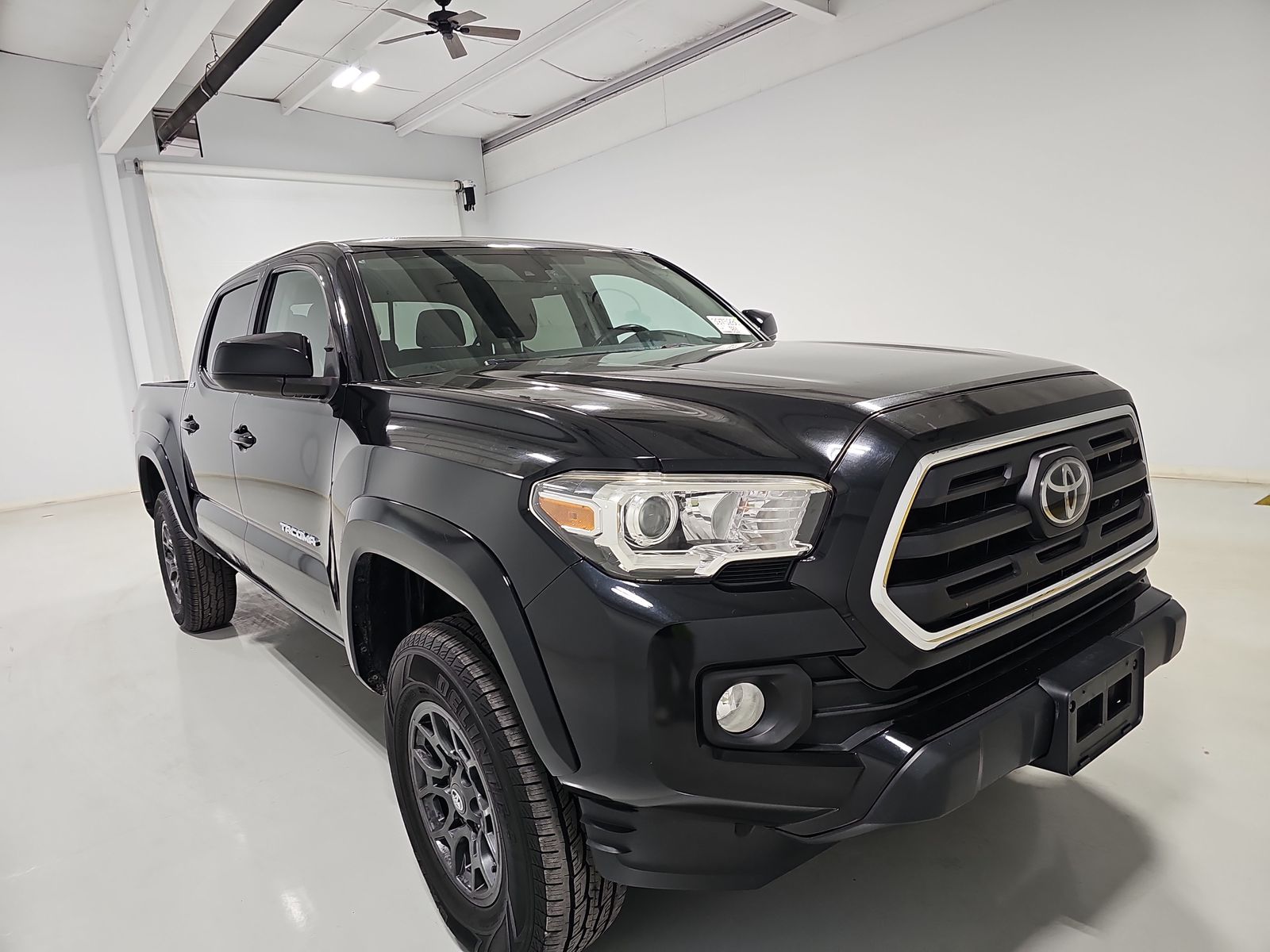 2018 Toyota Tacoma SR5 AWD