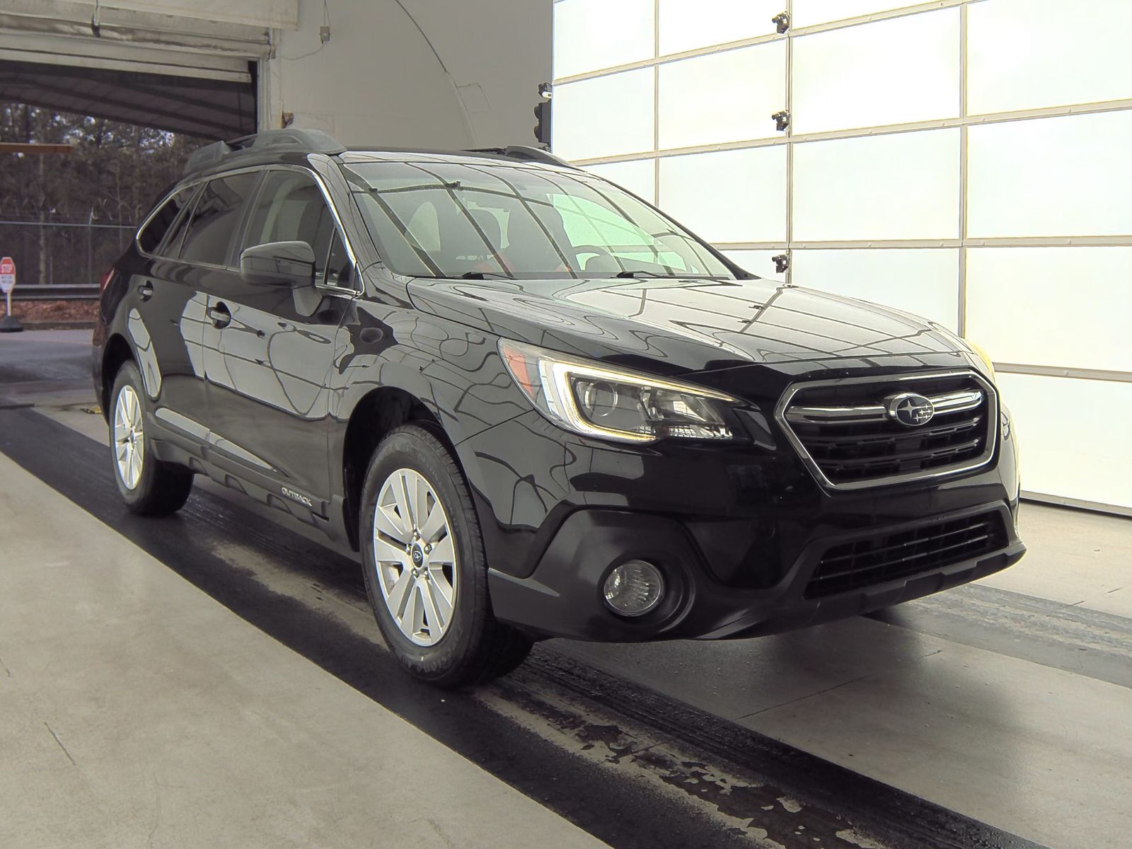 2018 Subaru Outback 2.5i Premium AWD