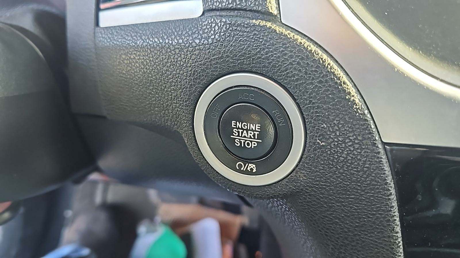 2023 Chrysler 300 Touring RWD