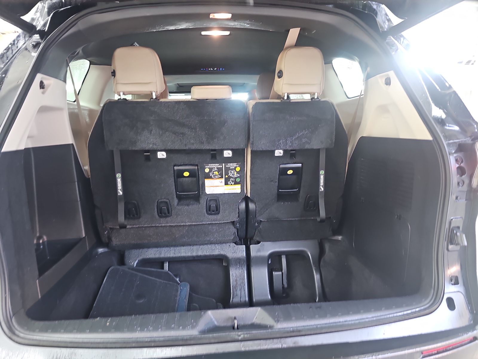 2021 Toyota Sienna XLE FWD