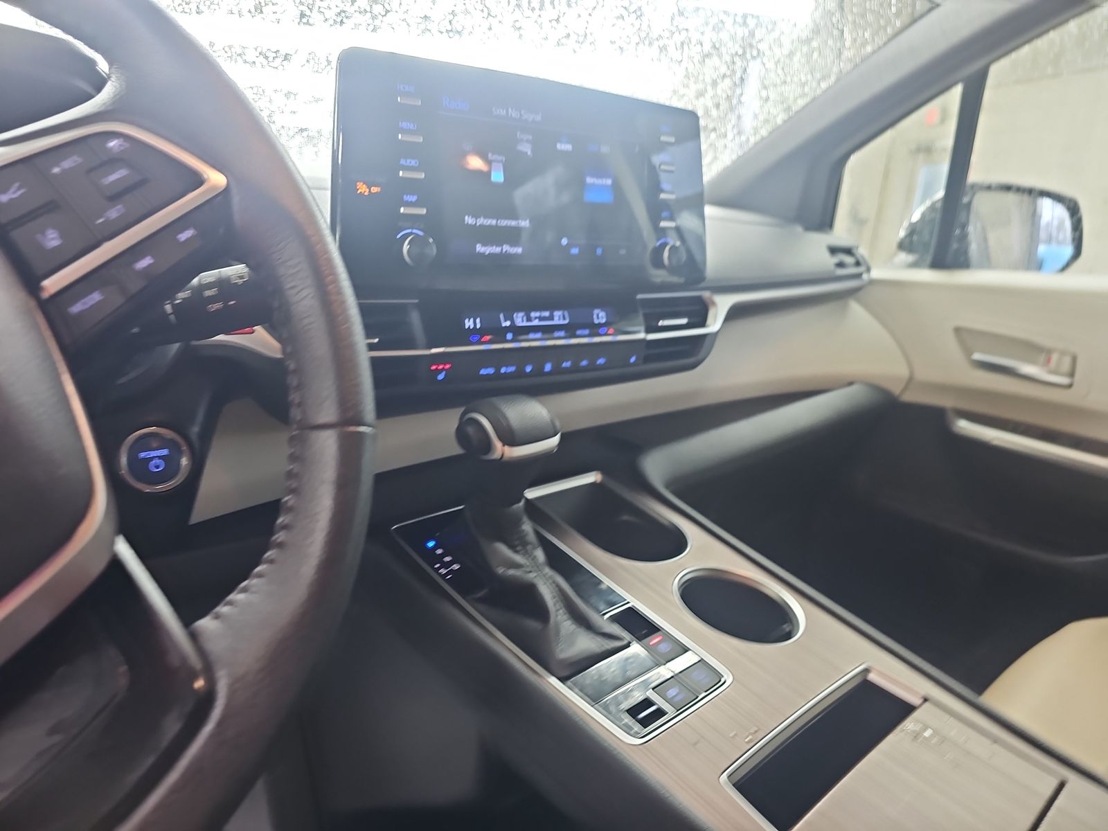 2021 Toyota Sienna XLE FWD