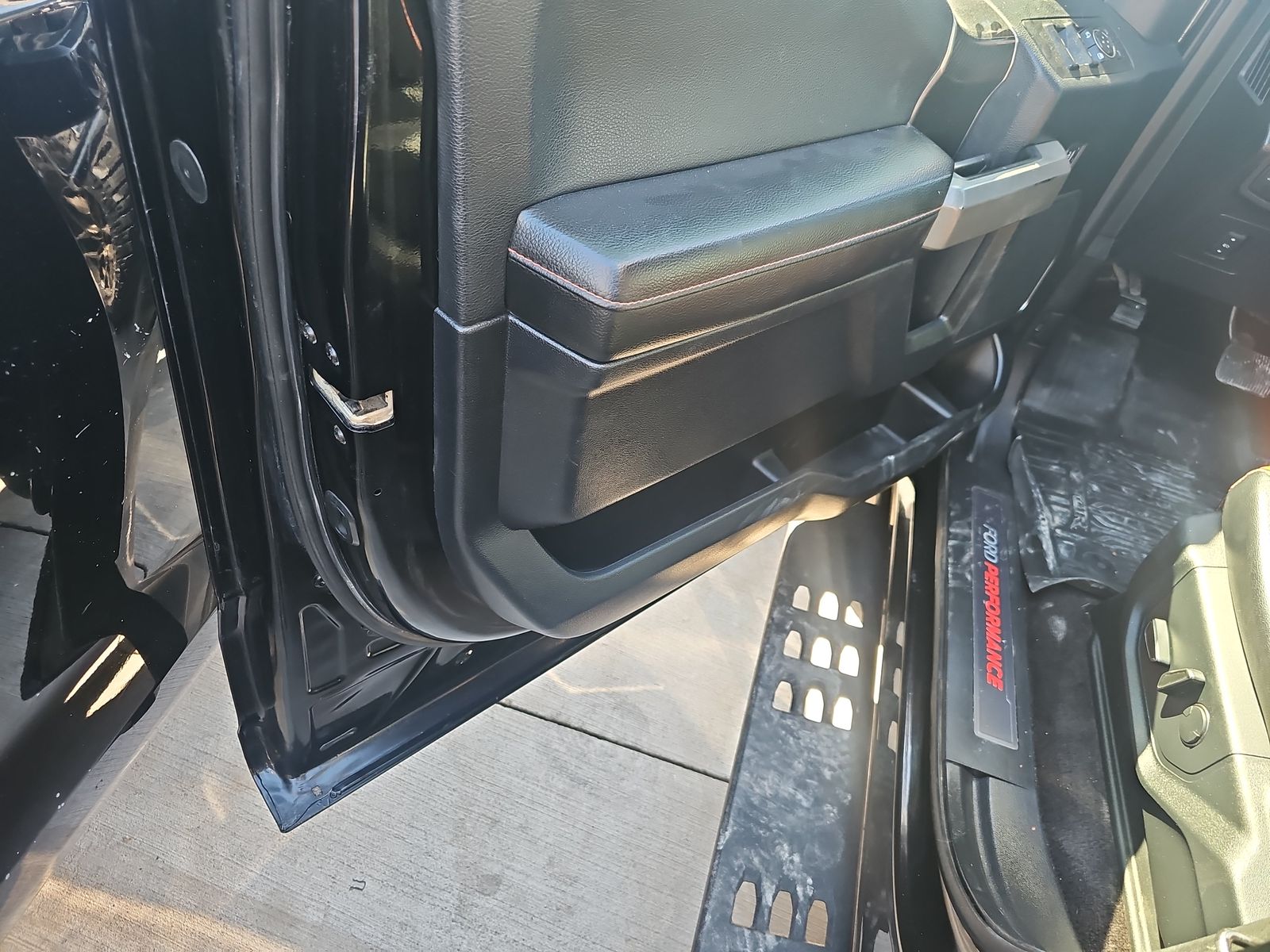 2017 Ford F-150 Raptor AWD