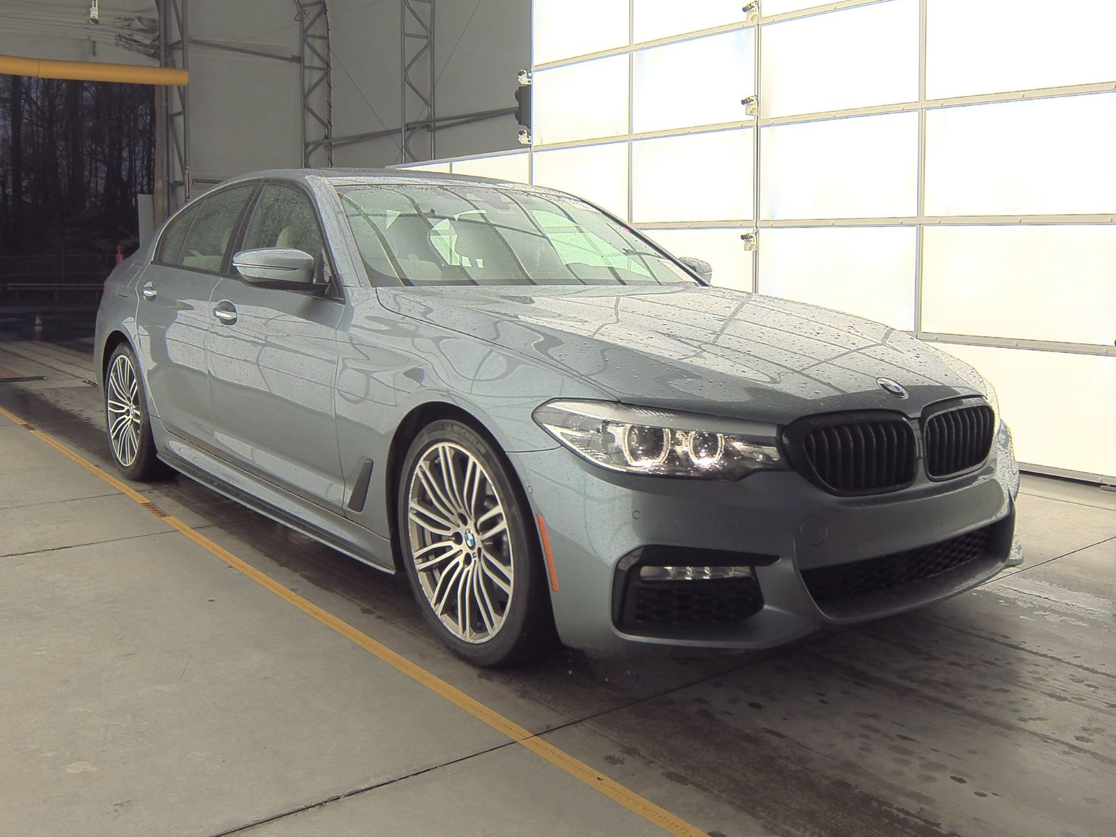 2018 BMW 5 Series 530i RWD