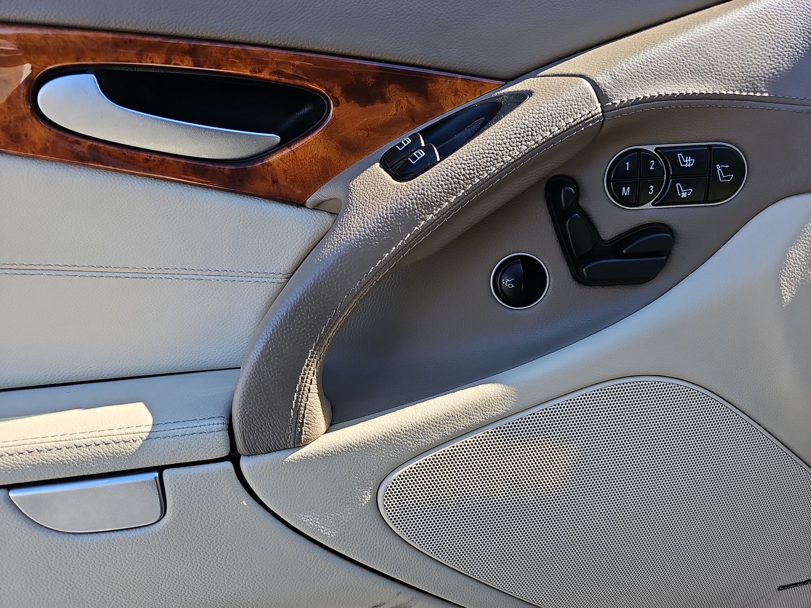 2012 Mercedes-Benz SL-Class SL 550 FWD