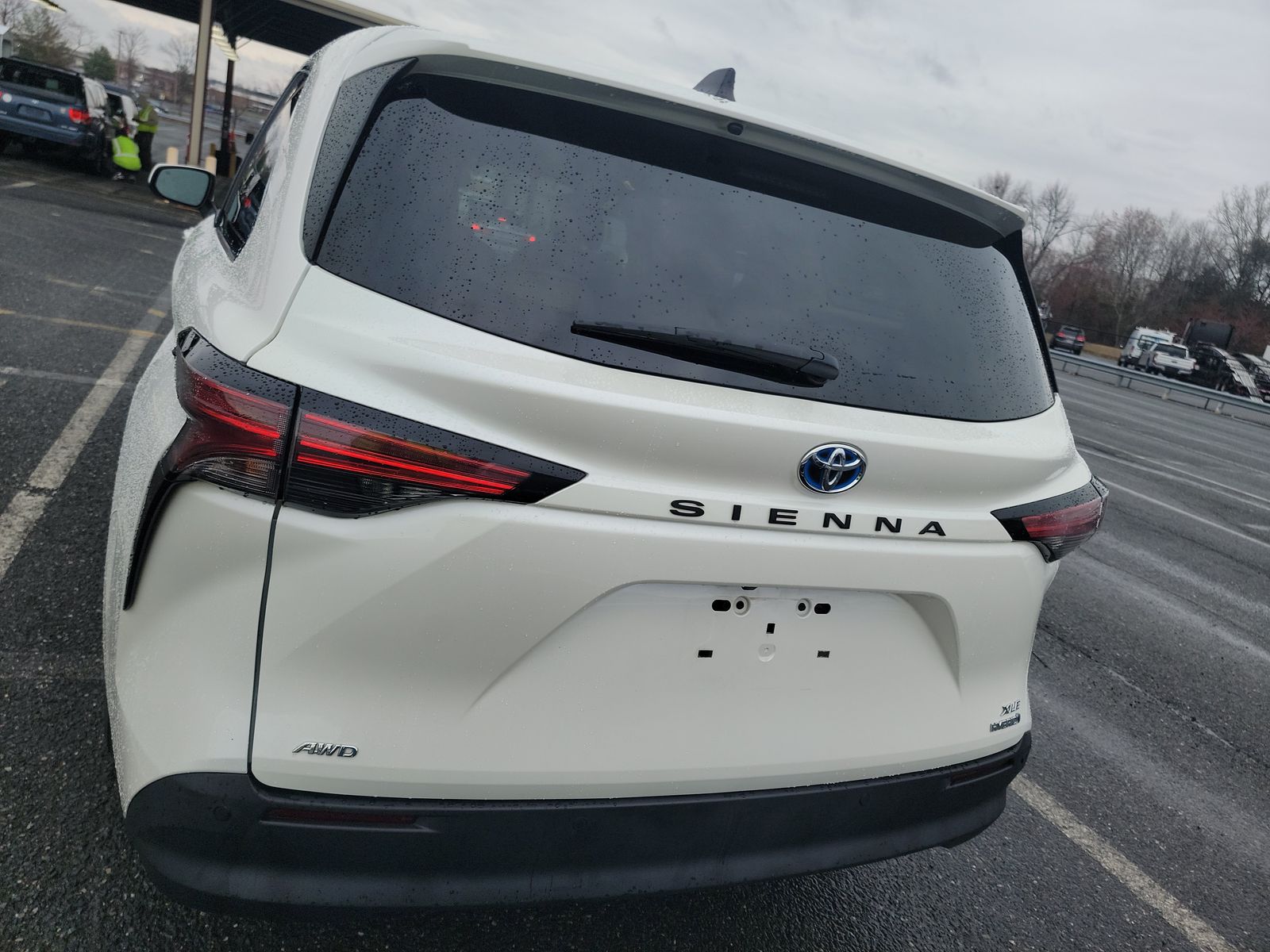 2021 Toyota Sienna XLE AWD