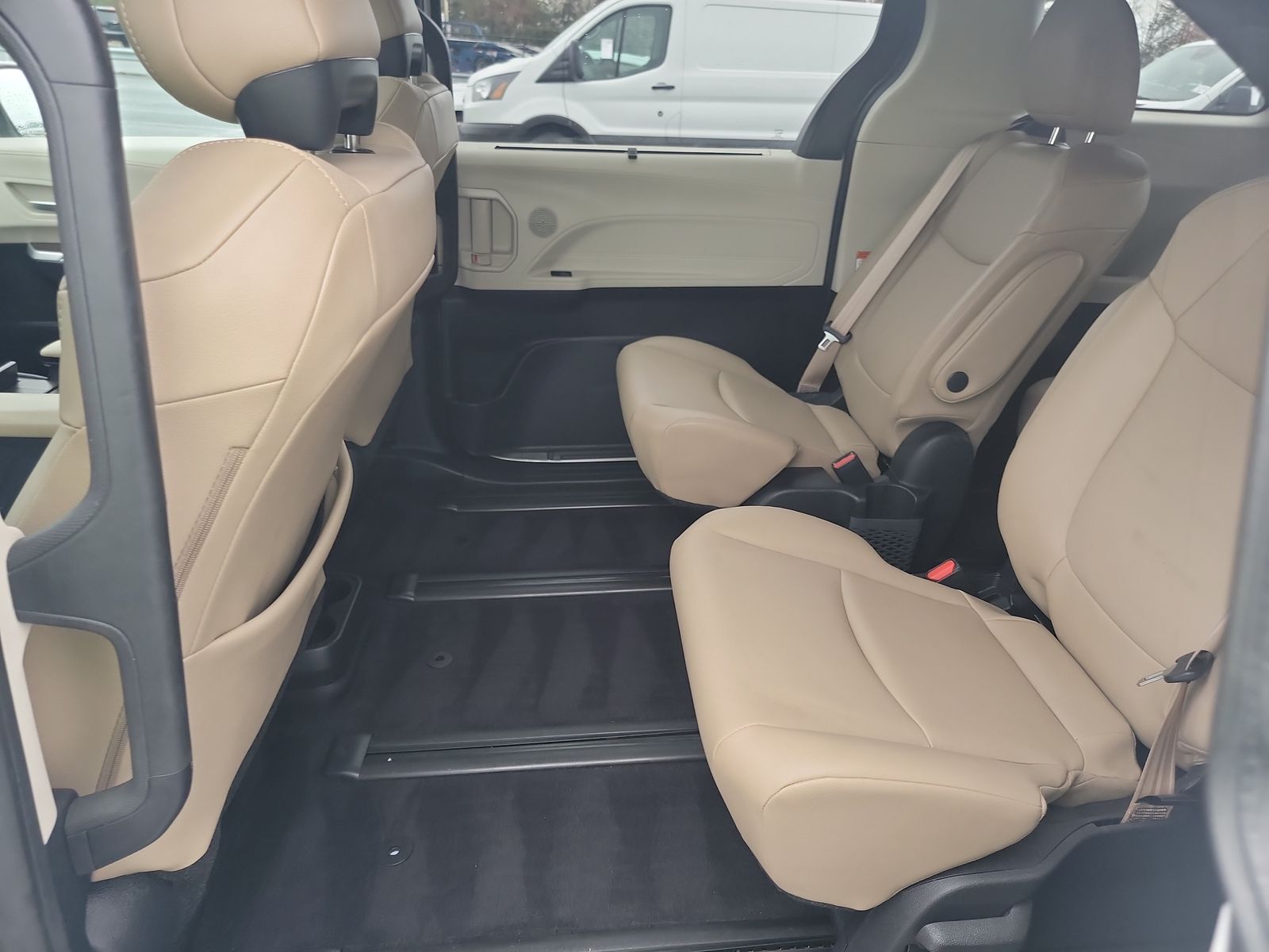 2021 Toyota Sienna XLE AWD