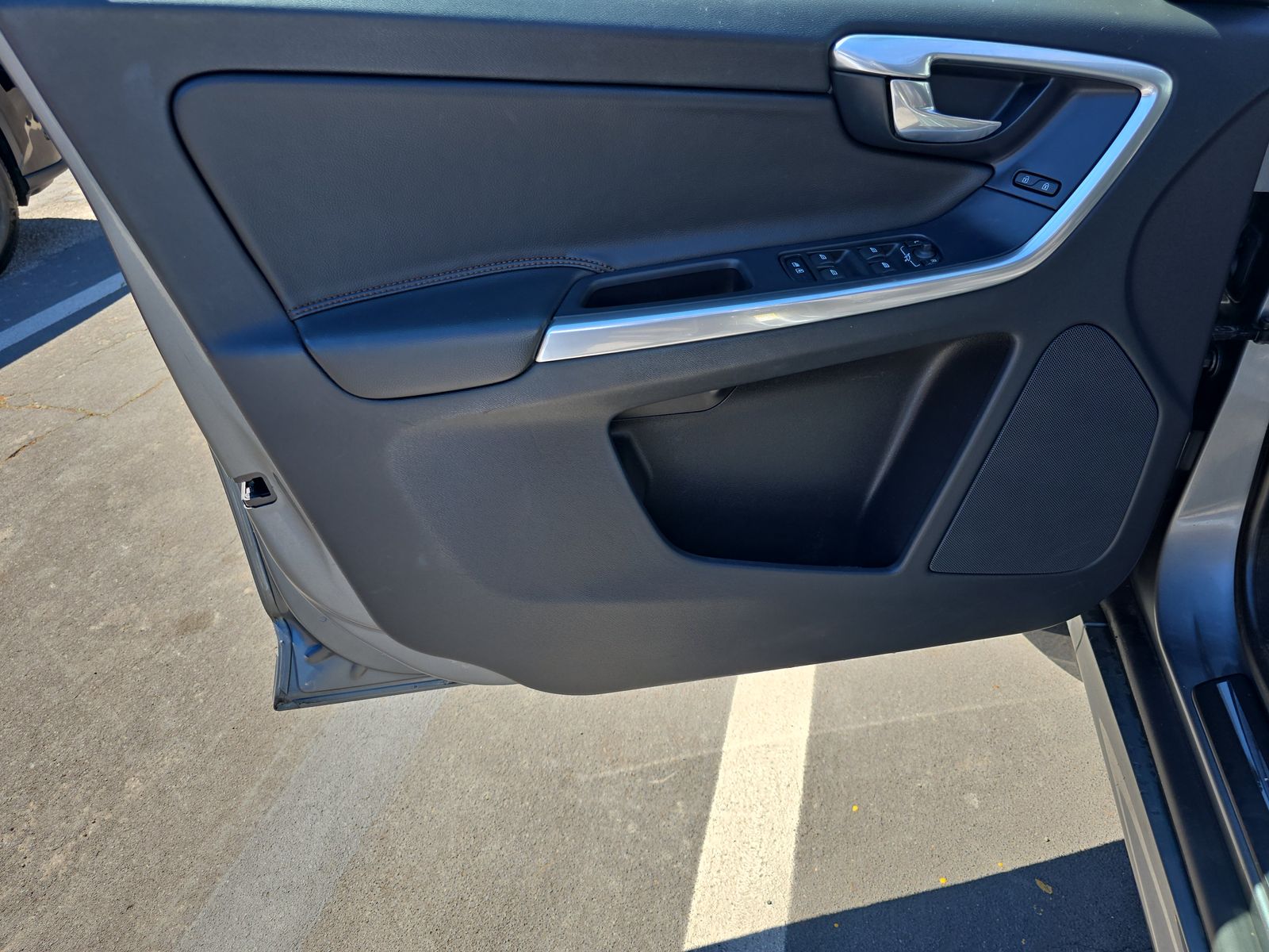 2017 Volvo XC60 T5 Dynamic FWD