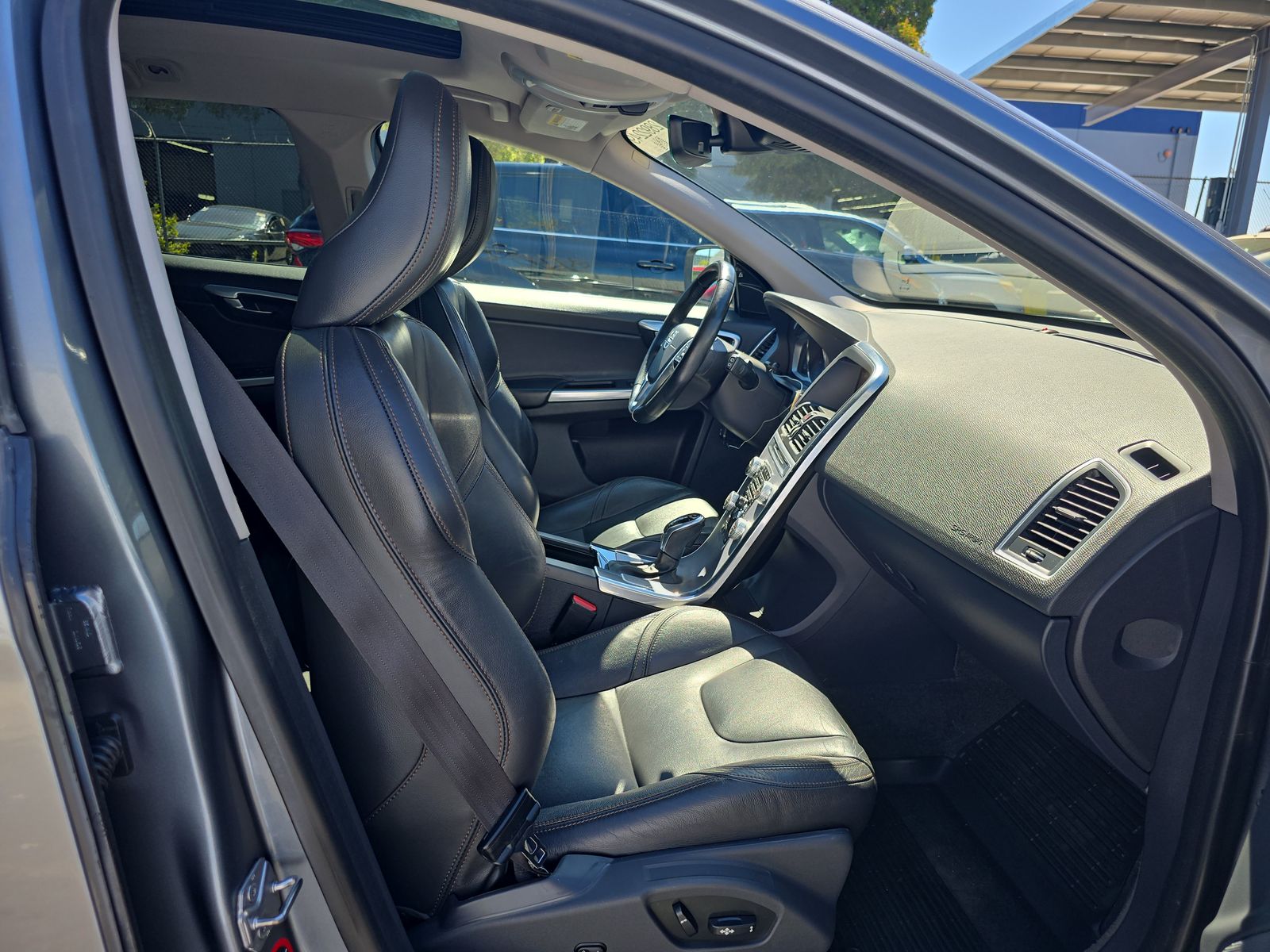 2017 Volvo XC60 T5 Dynamic FWD