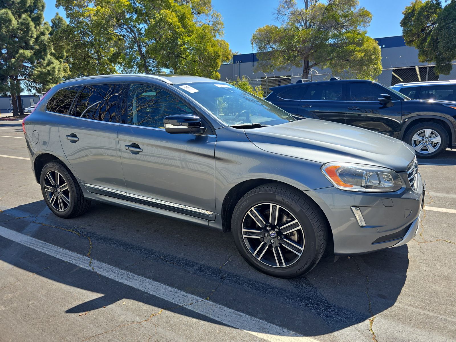 2017 Volvo XC60 T5 Dynamic FWD