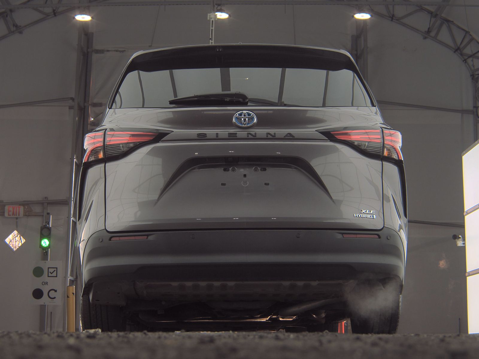 2021 Toyota Sienna XLE FWD