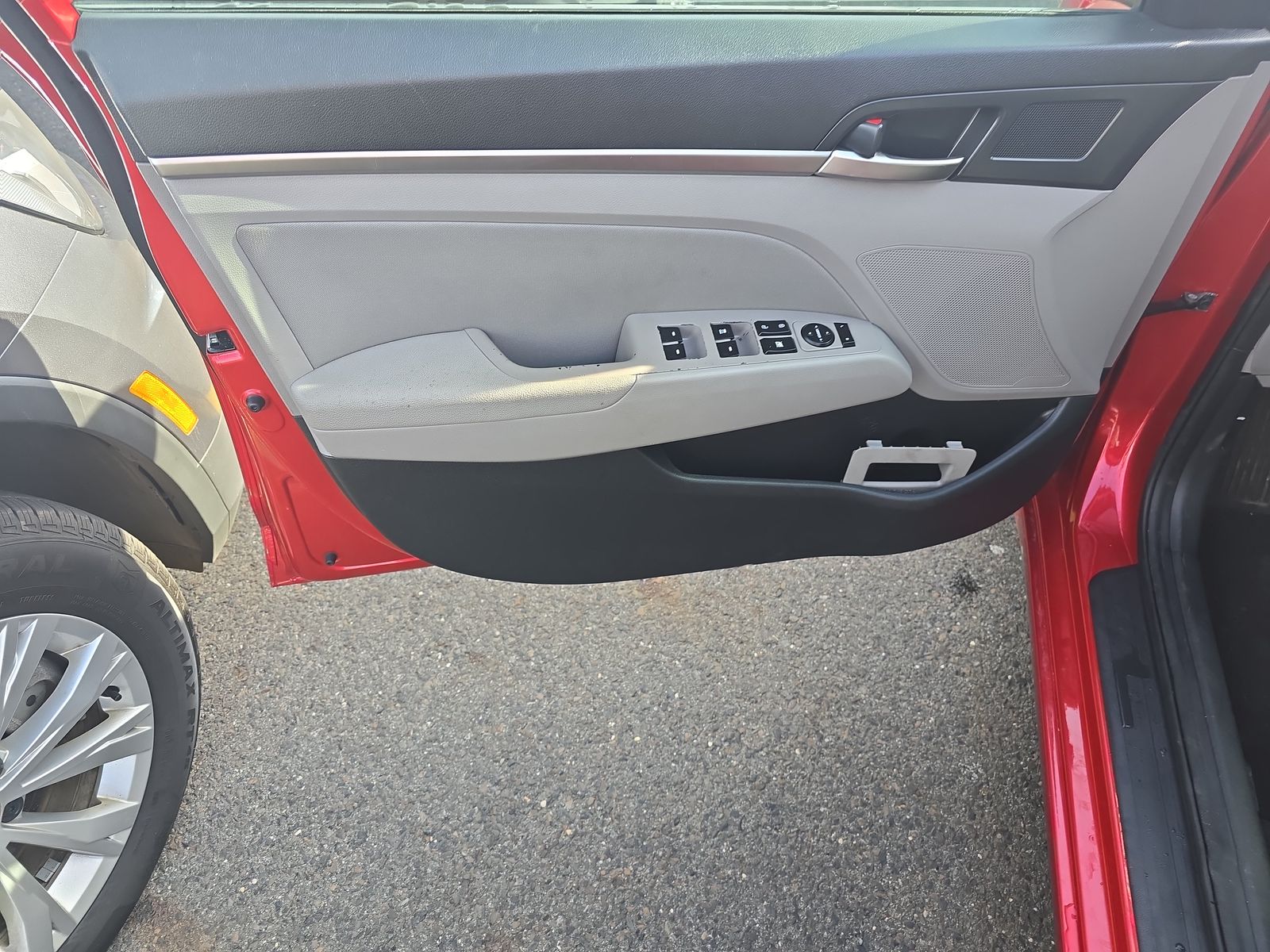 2020 Hyundai Elantra SEL FWD
