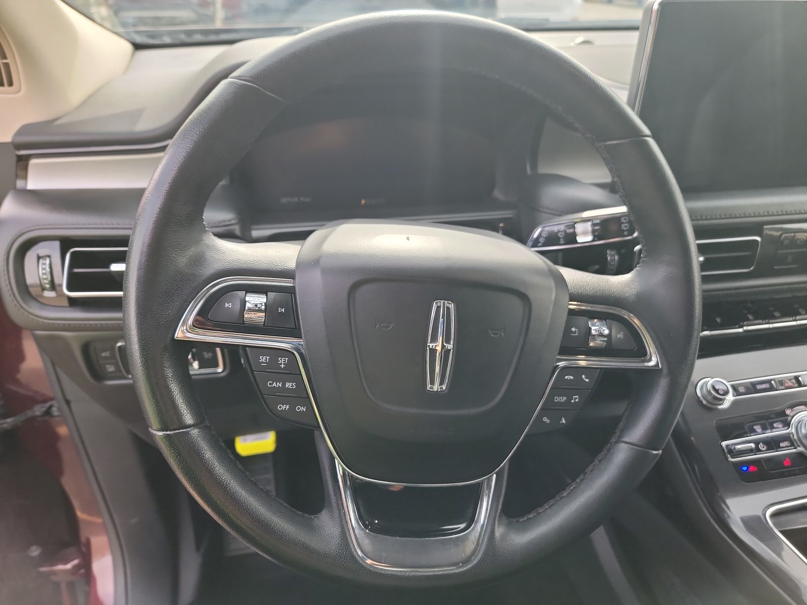 2022 Lincoln Nautilus Standard AWD