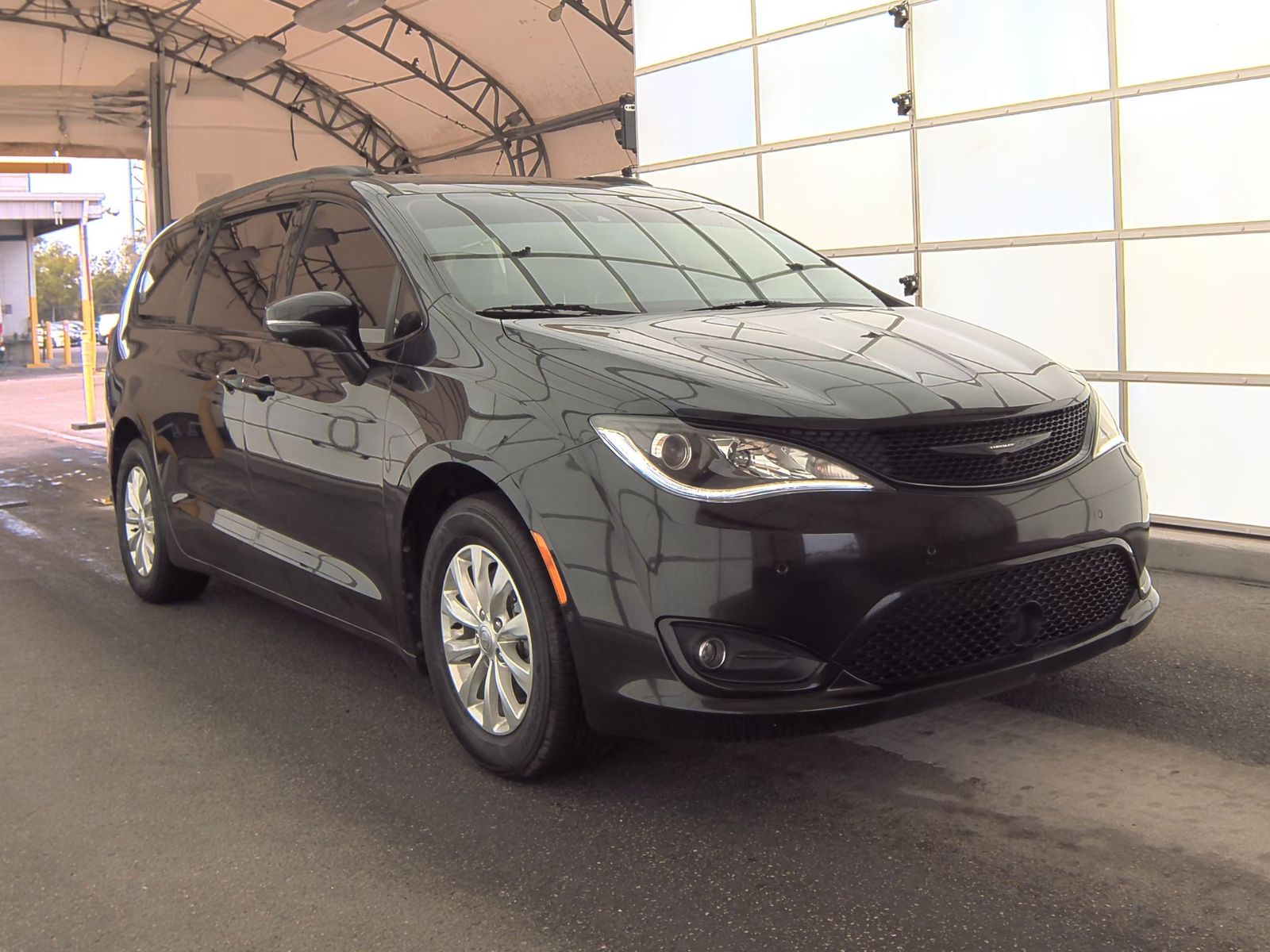 2019 Chrysler Pacifica Limited FWD