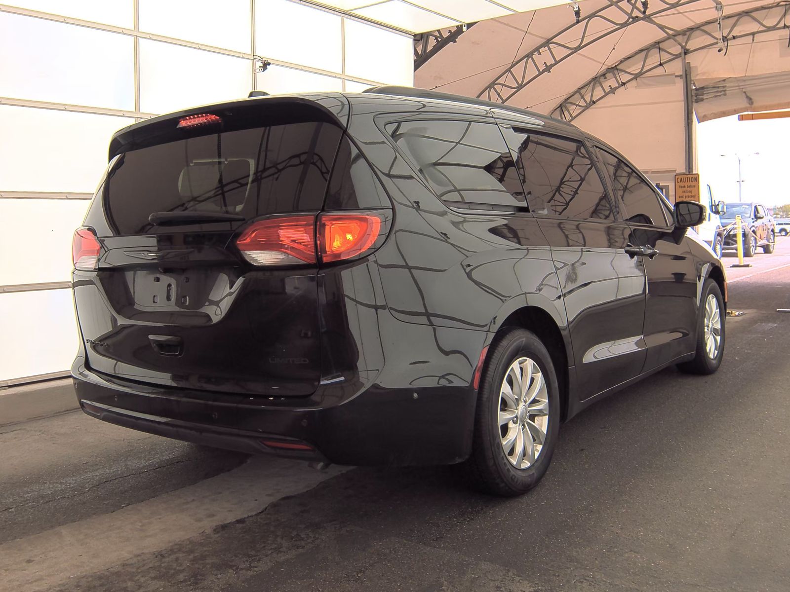 2019 Chrysler Pacifica Limited FWD