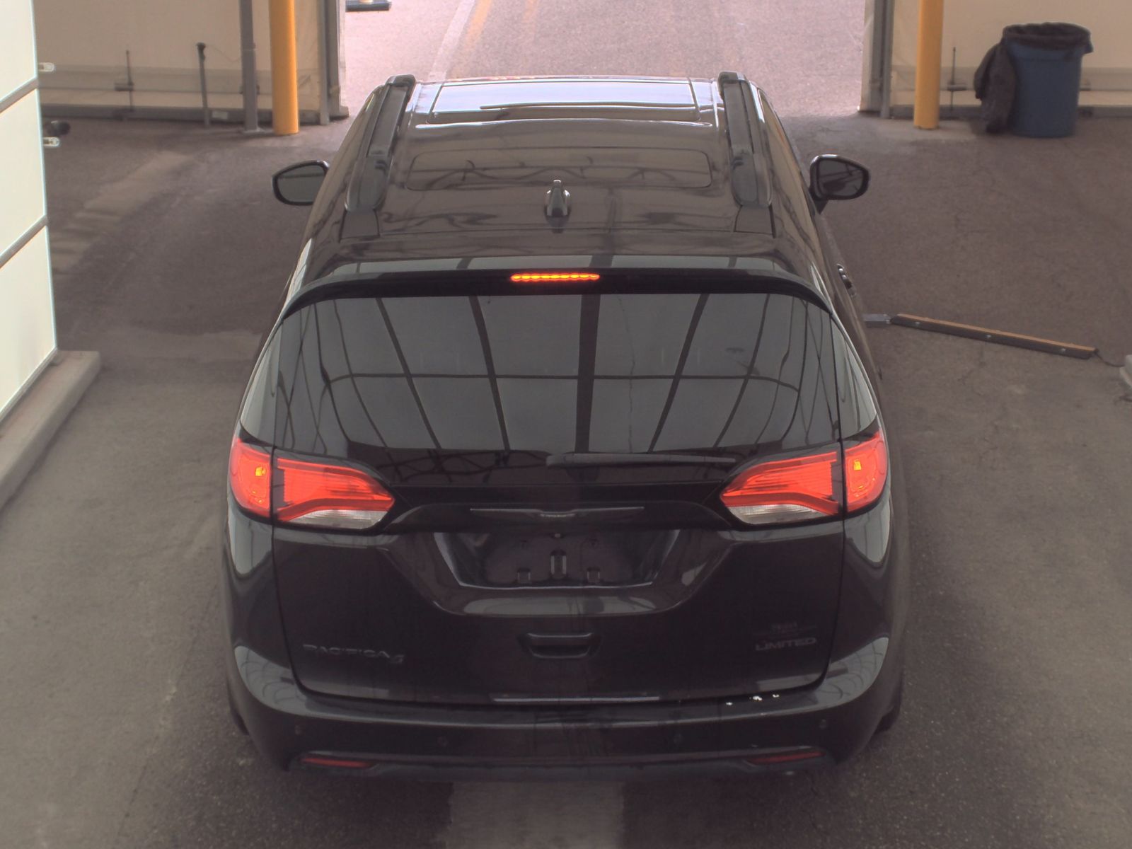 2019 Chrysler Pacifica Limited FWD