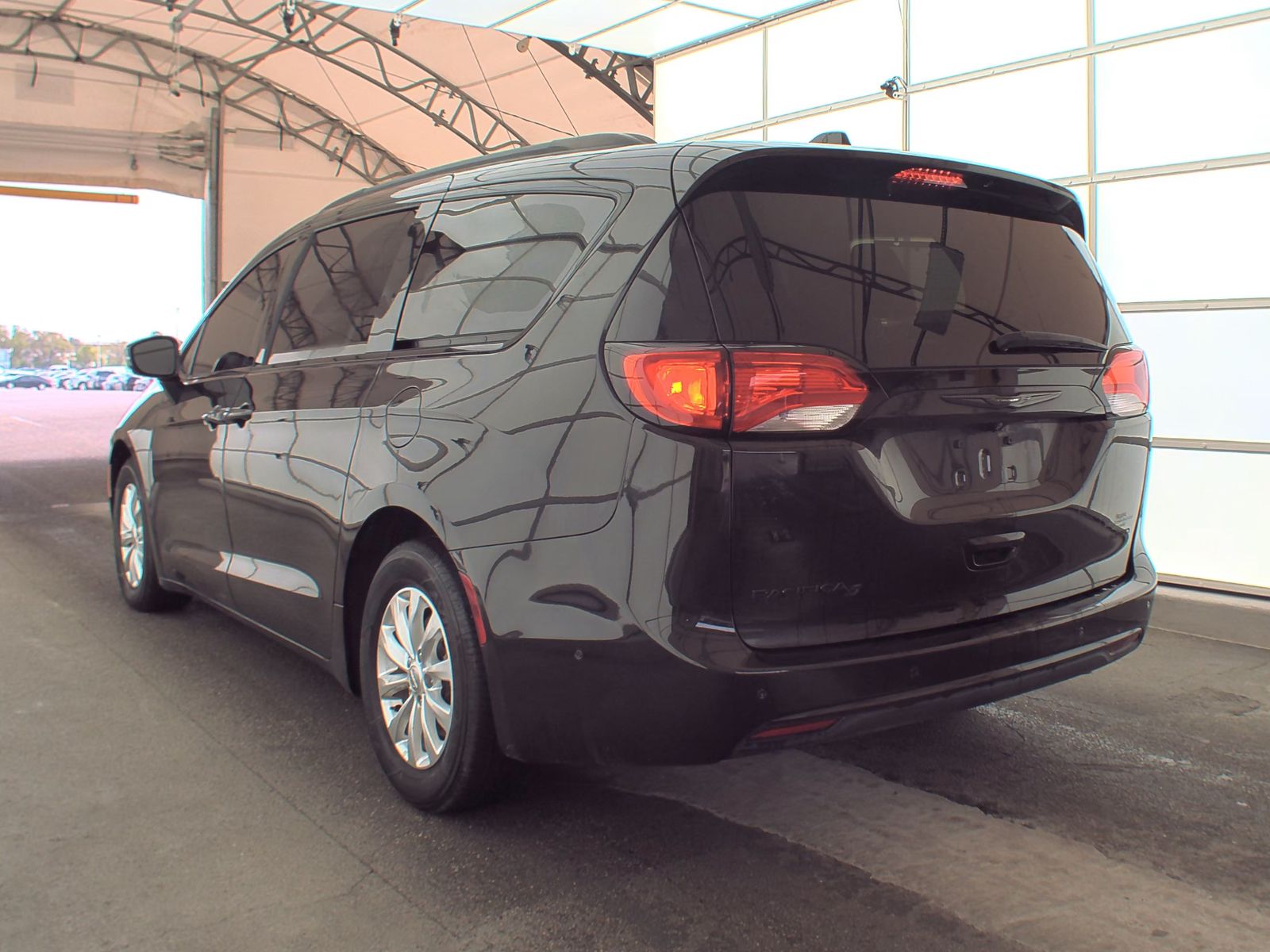 2019 Chrysler Pacifica Limited FWD